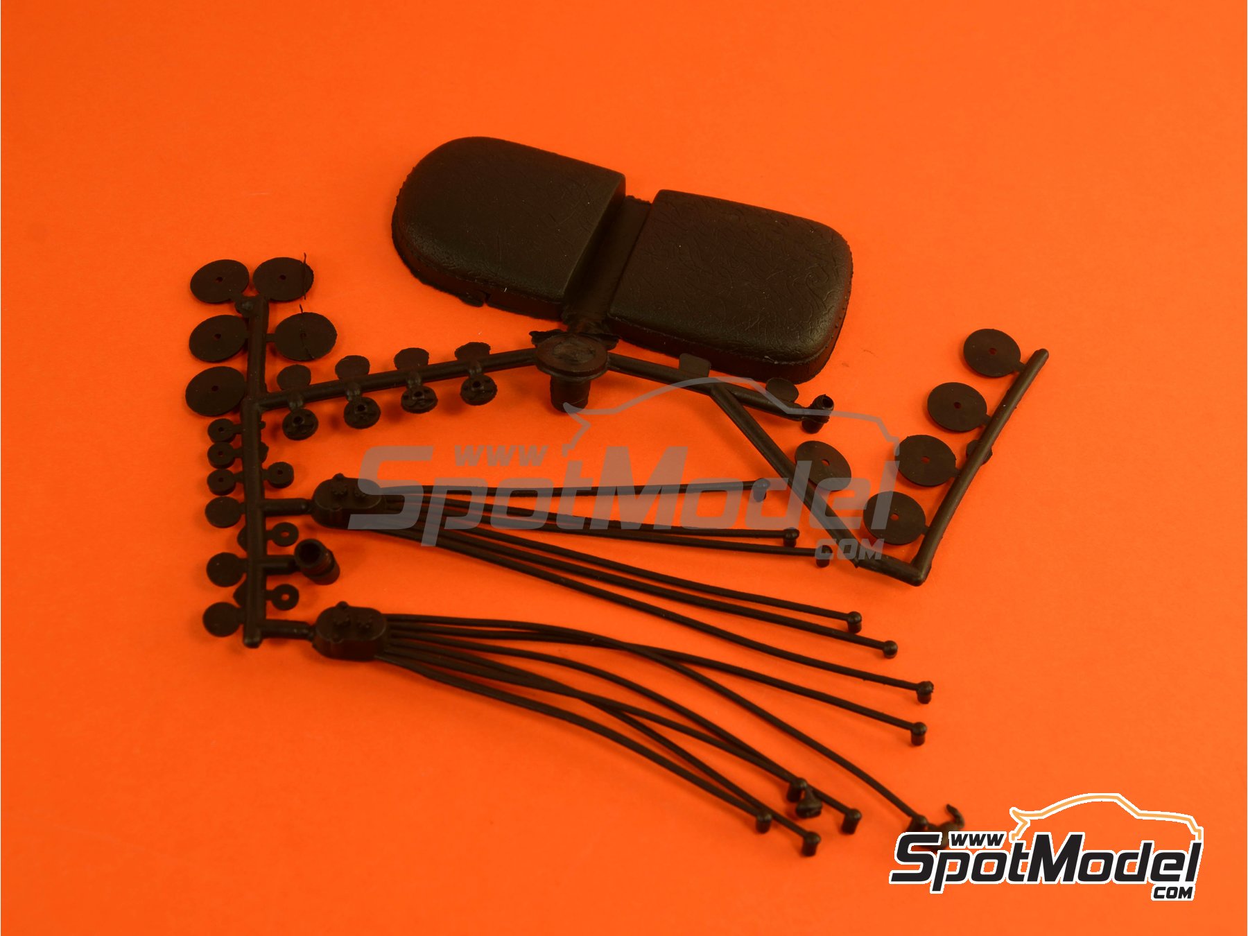 Image 9: Fiat 806 Grand Prix - Milano Grand Prix 1927 | Car scale model kit in 1/12 scale manufactured by Italeri (ref.&nbsp;4702, also 8001283047029)