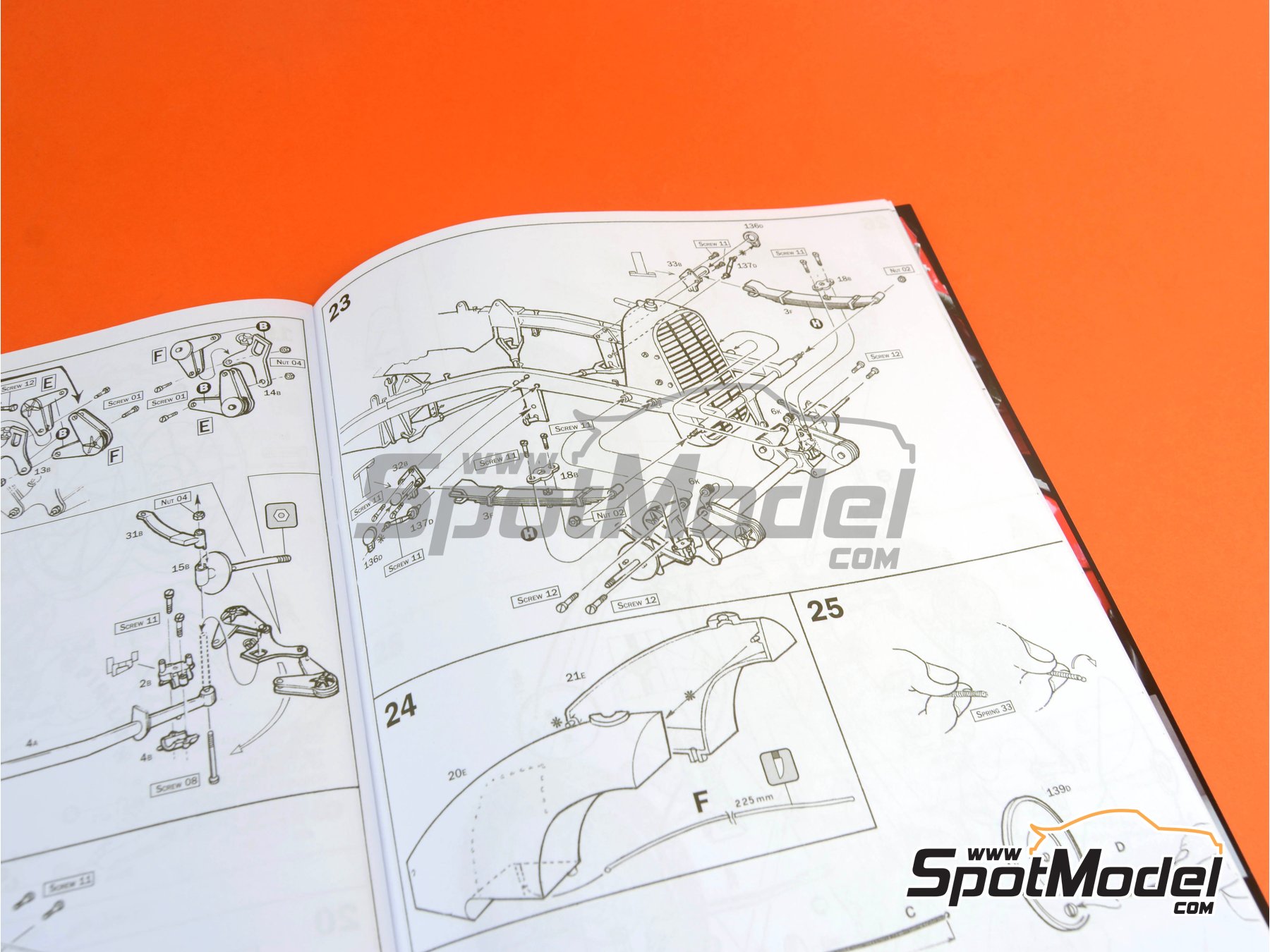 Image 24: Fiat 806 Grand Prix - Milano Grand Prix 1927 | Car scale model kit in 1/12 scale manufactured by Italeri (ref.&nbsp;4702, also 8001283047029)