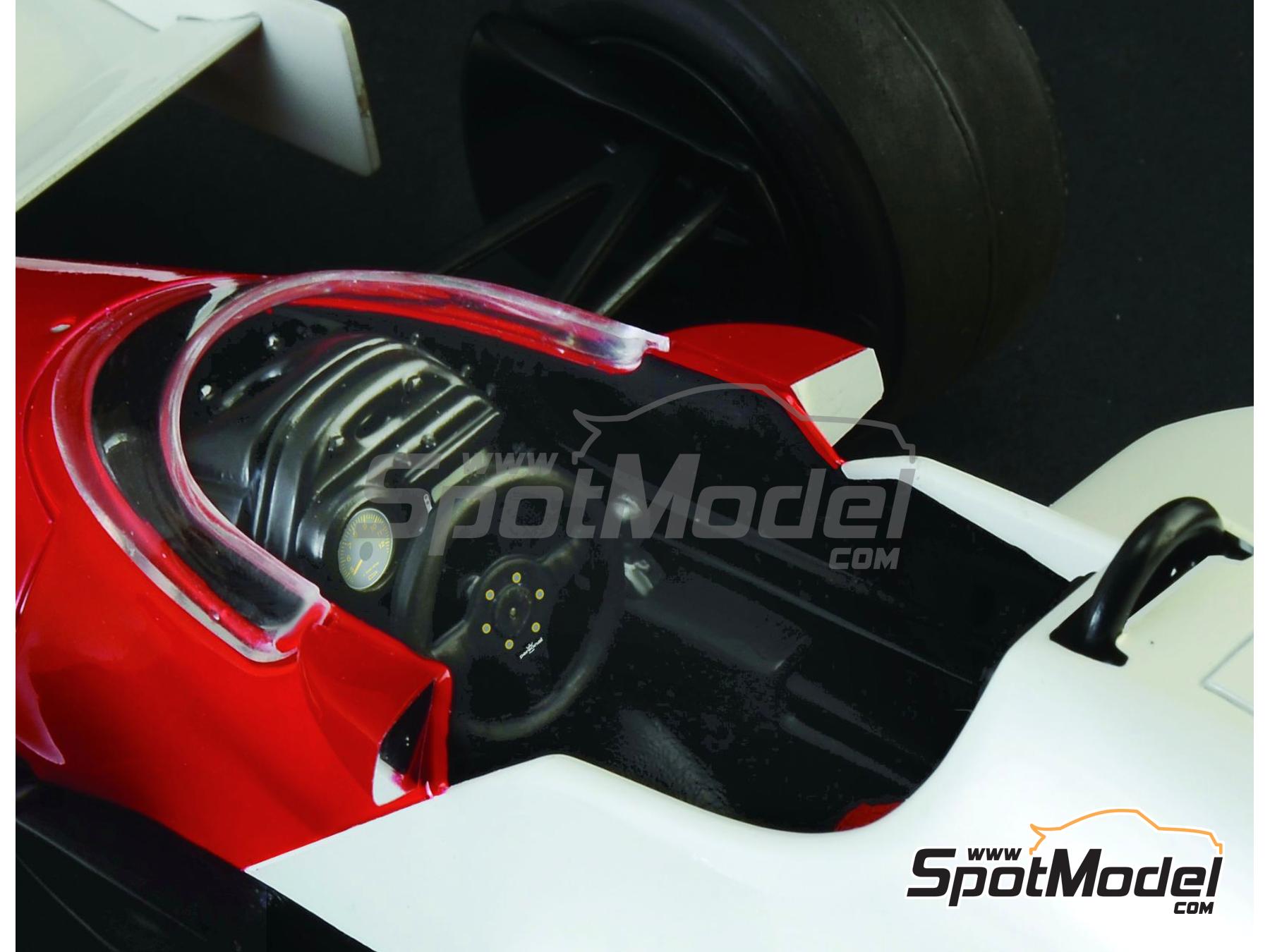 Image 5: McLaren TAG Porsche MP4/2C Equipo McLaren Racing Limited - Campeonato del Mundo FIA de Formula 1 1986 | Maqueta de coche en escala&nbsp;1/12 fabricado por Italeri (ref.&nbsp;4711, tambien 8001283471107 y IT4711)