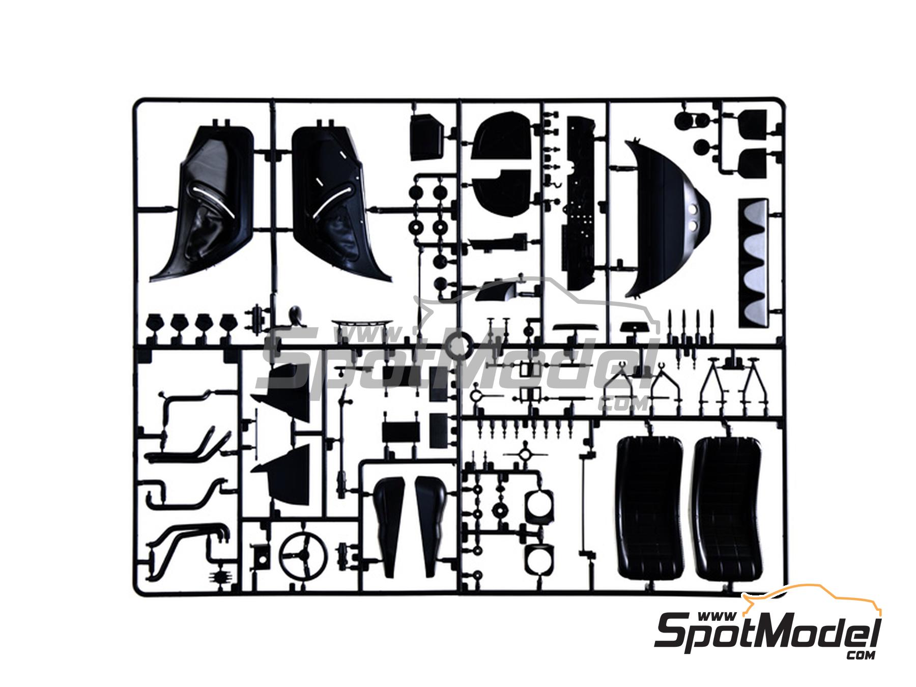 Image 11: Lancia Stratos HF sponsored by Alitalia - Monte Carlo Rally - Rallye Automobile de Monte-Carlo 1977 | Car scale model kit in 1/12 scale manufactured by Italeri (ref.&nbsp;4714, also 8001283047142)
