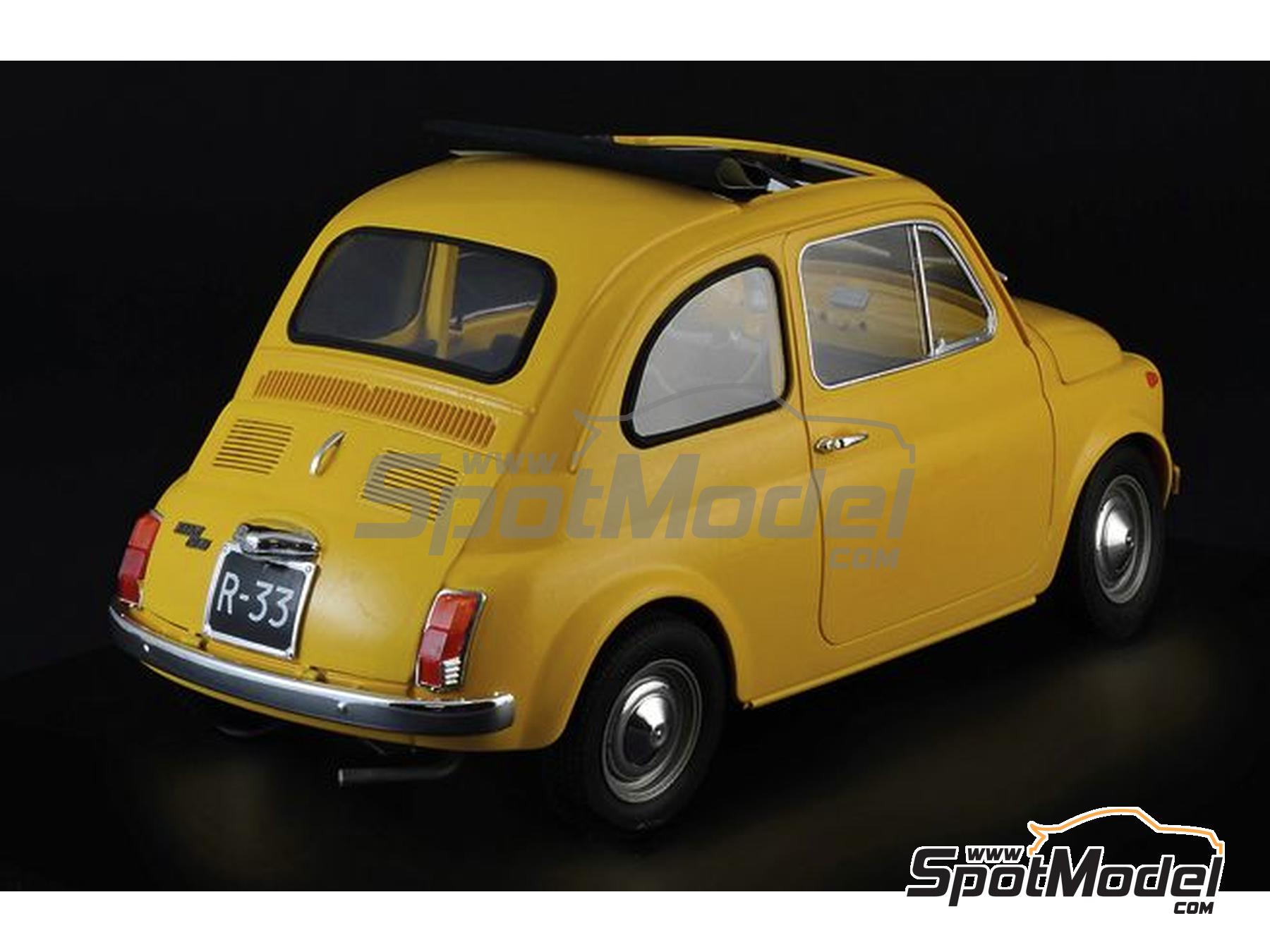 Image 9: Fiat 500 F -  1968 | Car scale model kit in 1/12 scale manufactured by Italeri (ref.&nbsp;4715)