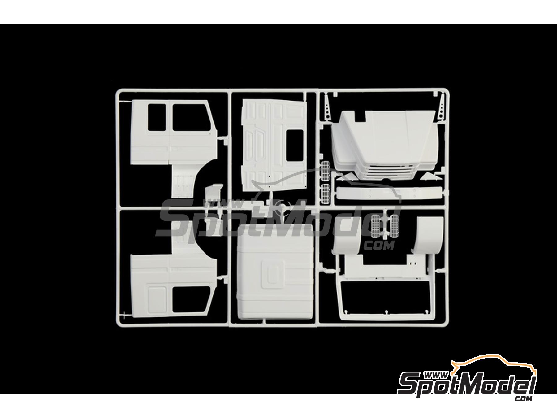 Image 6: Scania T143 M500 Topline | Tractor head scale model kit in 1/24 scale manufactured by Italeri (ref.&nbsp;736, also 8001283807364 and 0736)