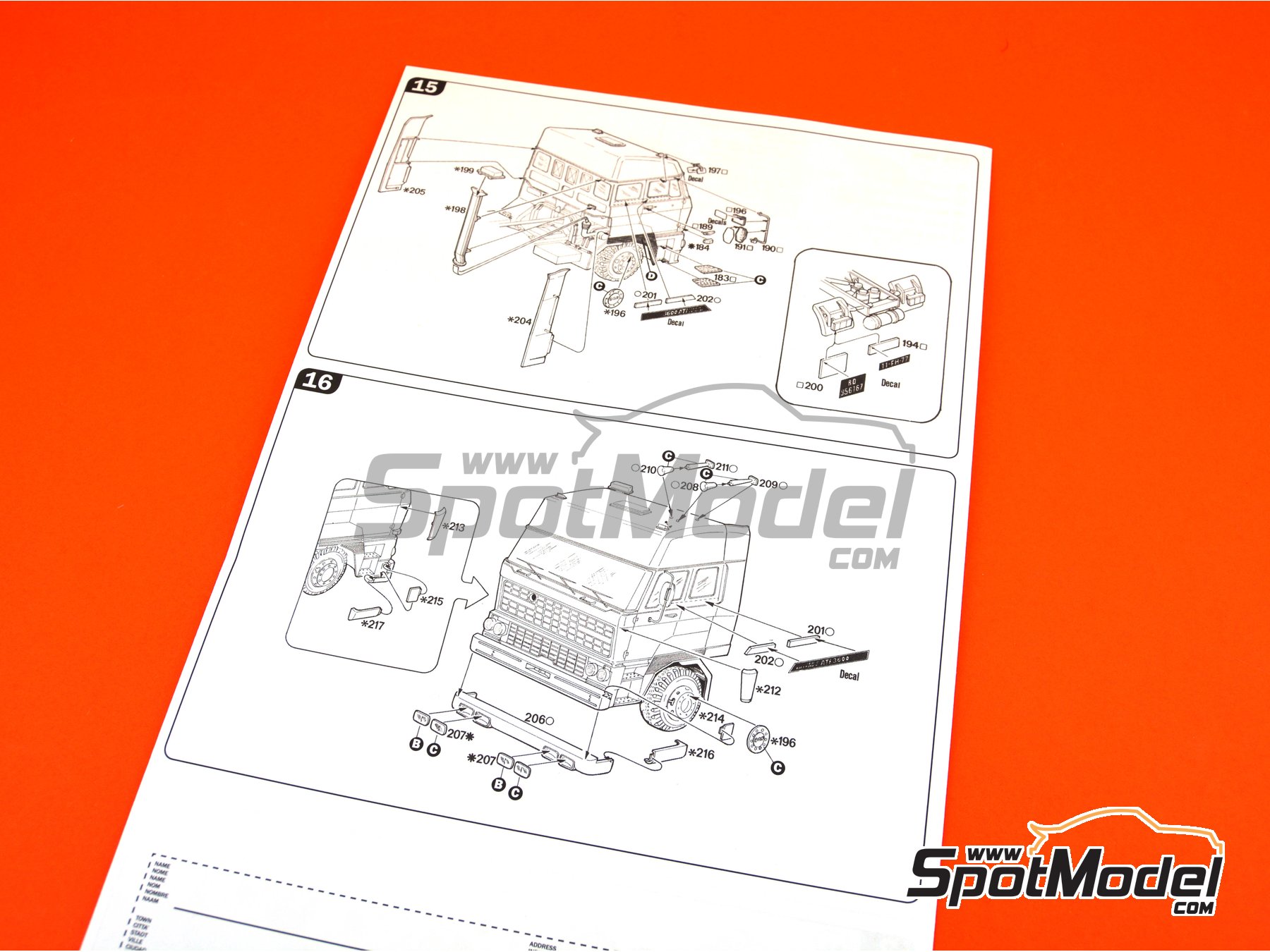 Image 9: DAF 3600 Space Cab | Model truck kit in 1/24 scale manufactured by Italeri (ref.&nbsp;777)