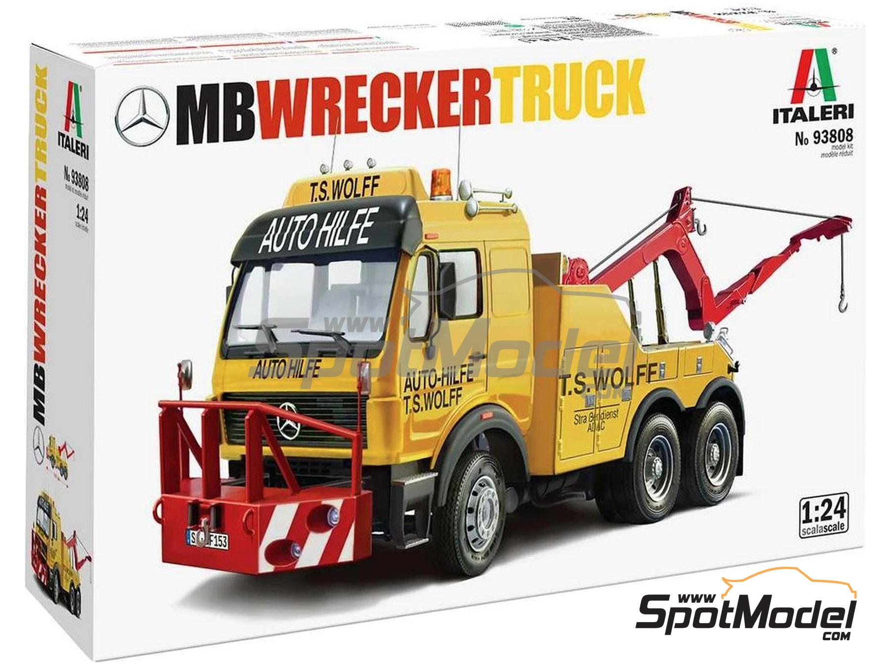 Image 2: Mercedes-Benz Wrecker Truck | Truck scale model kit in 1/24 scale manufactured by Italeri (ref.&nbsp;93808)
