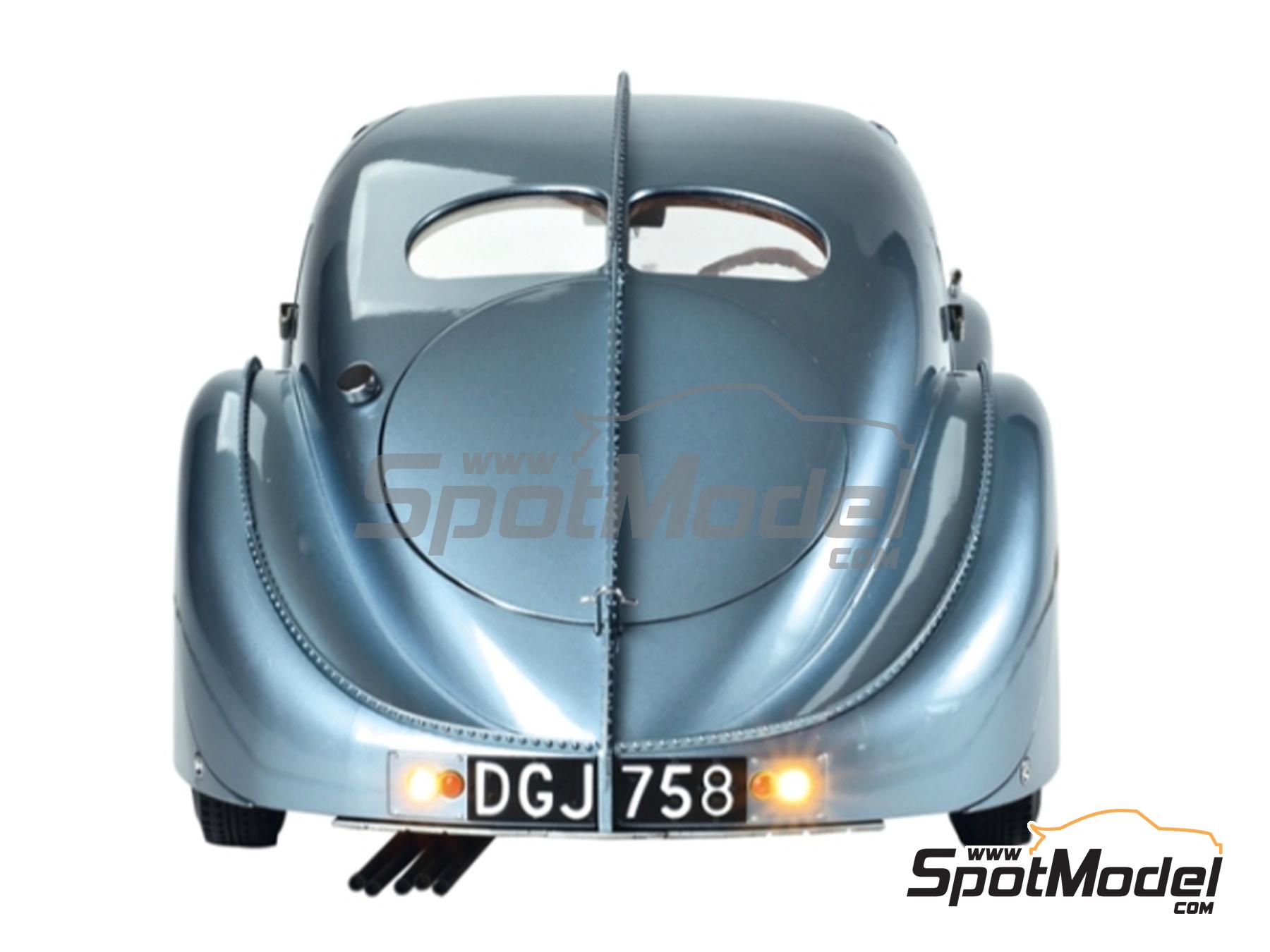 Image 4: Bugatti Atlantic 57SC Rothschild | Car scale model kit in 1/8 scale manufactured by Ixo Collections (ref.&nbsp;DIE-59409, also 4005299013485, IXC.BGA.FK and 520010108)