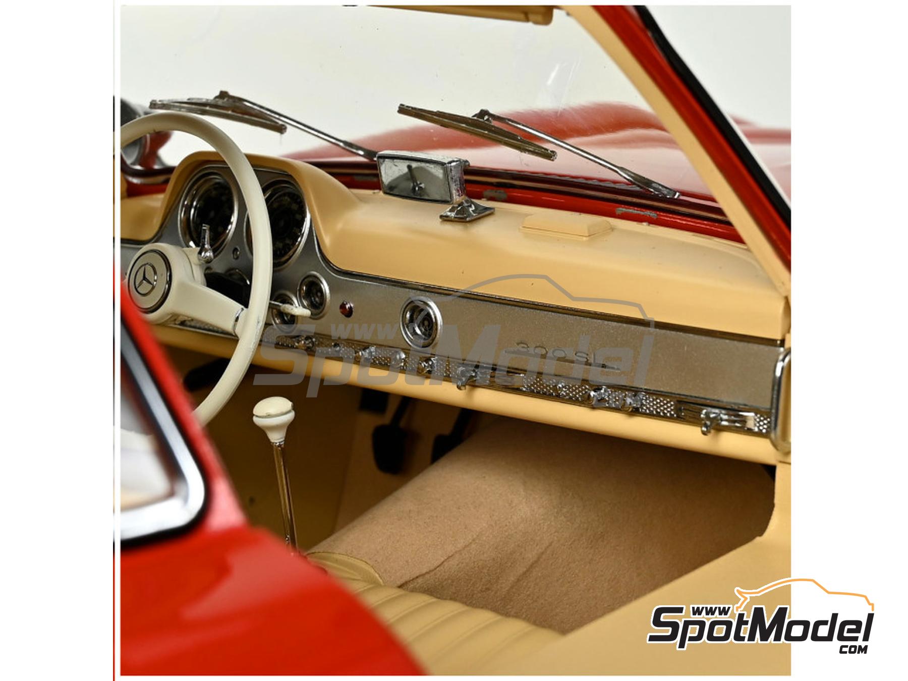 Image 5: Mercedes Benz 300SL Coupe | Car scale model kit in 1/8 scale manufactured by Ixo Collections (ref. IXO-60571, also 4895102344260 and IXC.MBC.RED.FK)