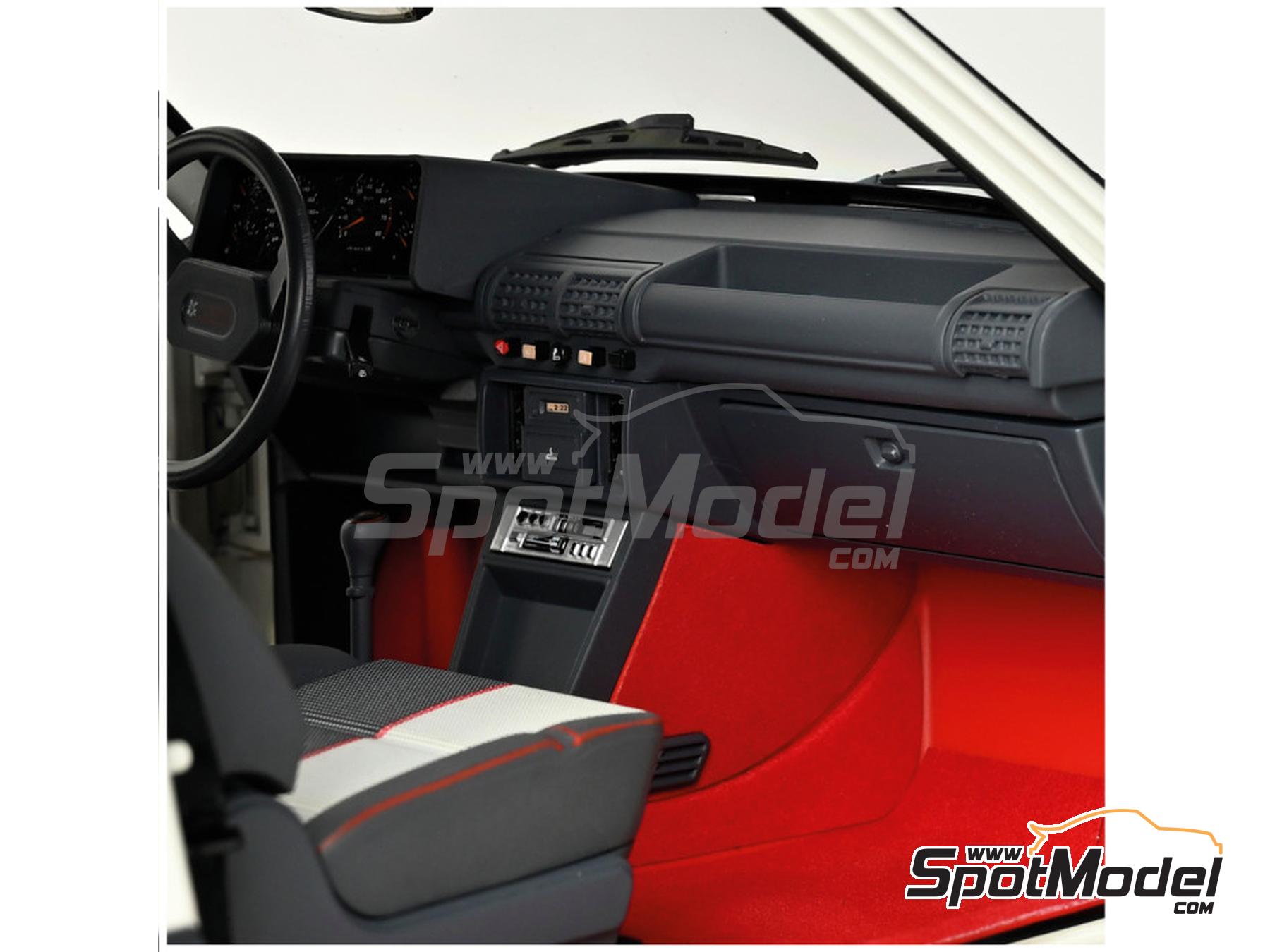 Image 13: Peugeot 205 1.9 GTI White | Car scale model kit in 1/8 scale manufactured by Ixo Collections (ref.&nbsp;IXC.PEU.FK.W)