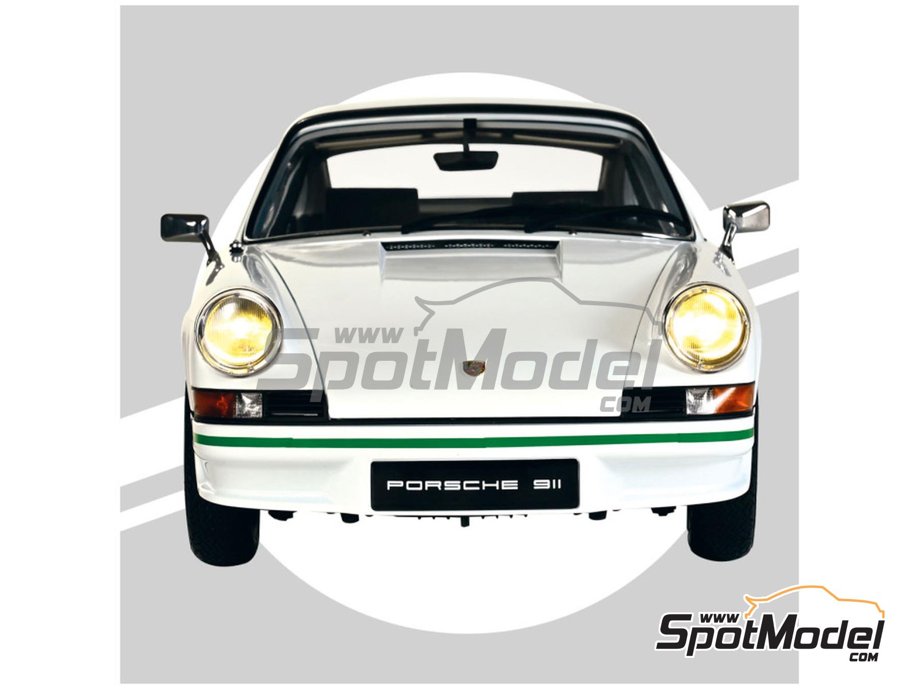 Image 4: Porsche 911 RS 2.7 White | Car scale model kit in 1/8 scale manufactured by Ixo Collections (ref.&nbsp;IXC.PRS.WG.FK, also 4895102344185 and IXC.911.FK.W)