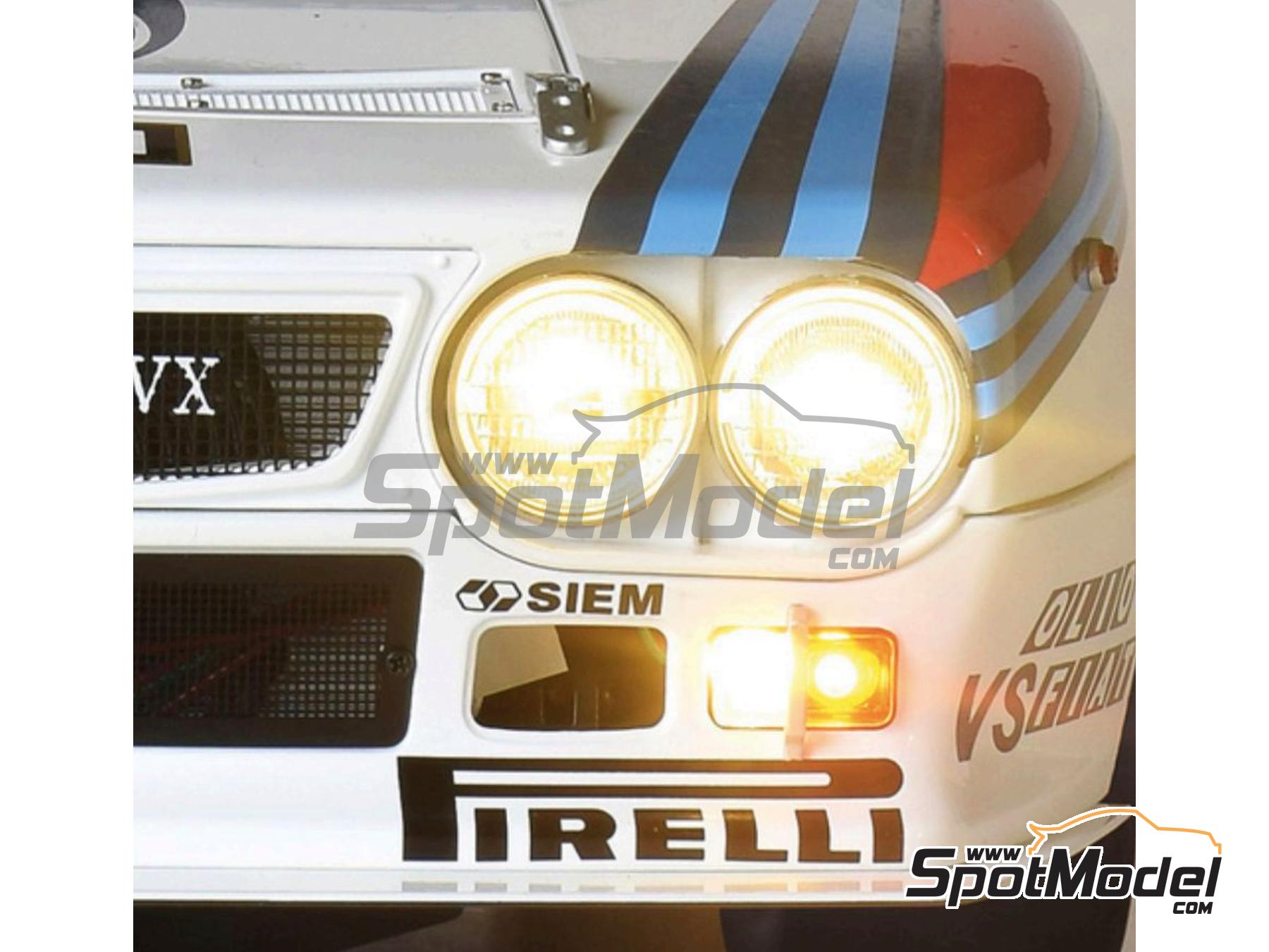 Image 10: Lancia 037 sponsored by Martini - Tour de Corse Rallye de France 1984 | Car scale model kit in 1/8 scale manufactured by Ixo Collections (ref. IXO-62038, also IXC.LNC.FK)