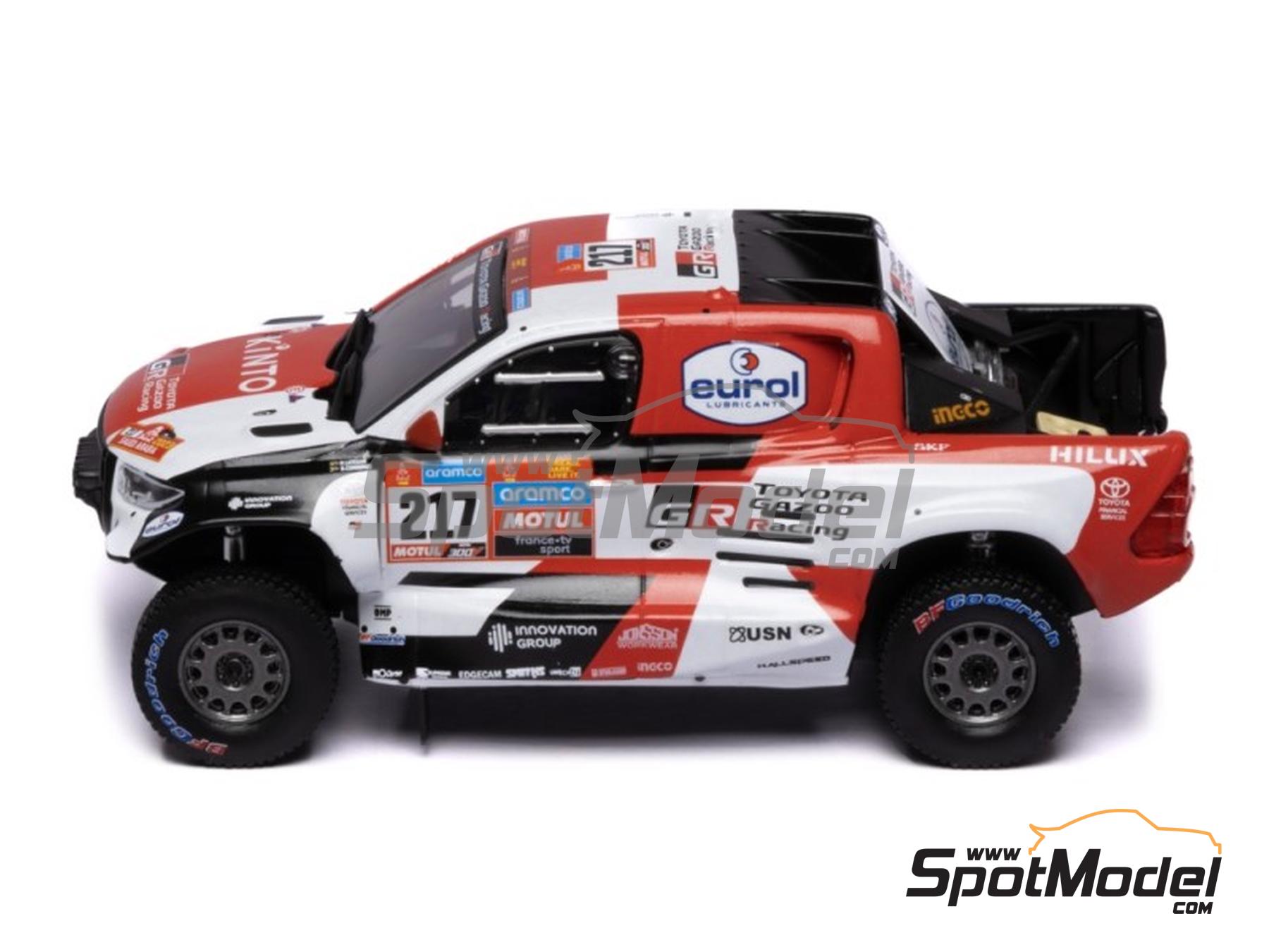 Toyota GR DKR Hilux 205 4th Rallye Dakar 2023 G. de Villiers - D. Murphy Spark S5884 - Miniatures Autos Motos