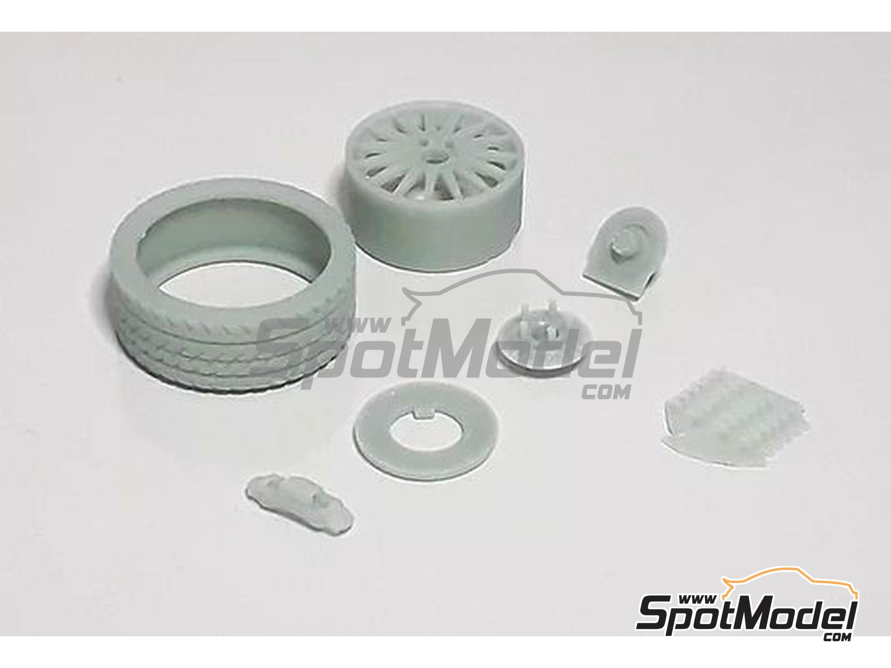 Image 6: Ford Fiesta WRC -  2017 | Set de conversión a asfalto en escala 1/24 fabricado por KMP Kool Models Production (ref. KMP-TK24040, tambien TK24040)