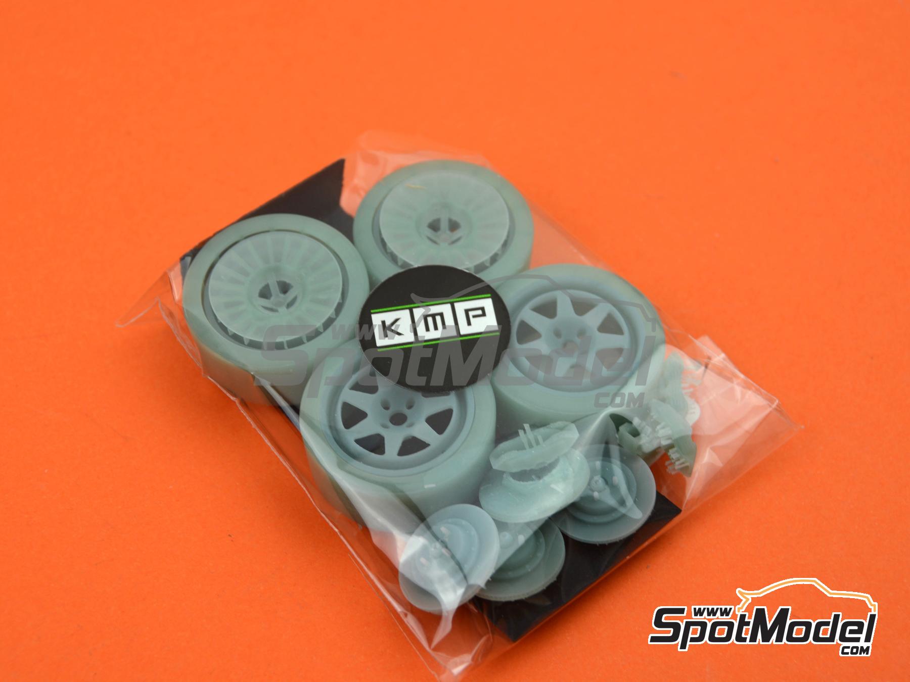 Image 6: Tecnomagnesio 17 pulgadas para Ford Sierra Cosworth 4x4 | Set de llantas y neumáticos en escala 1/24 fabricado por KMP Kool Models Production (ref. KMP-TK24214, tambien TK24214)