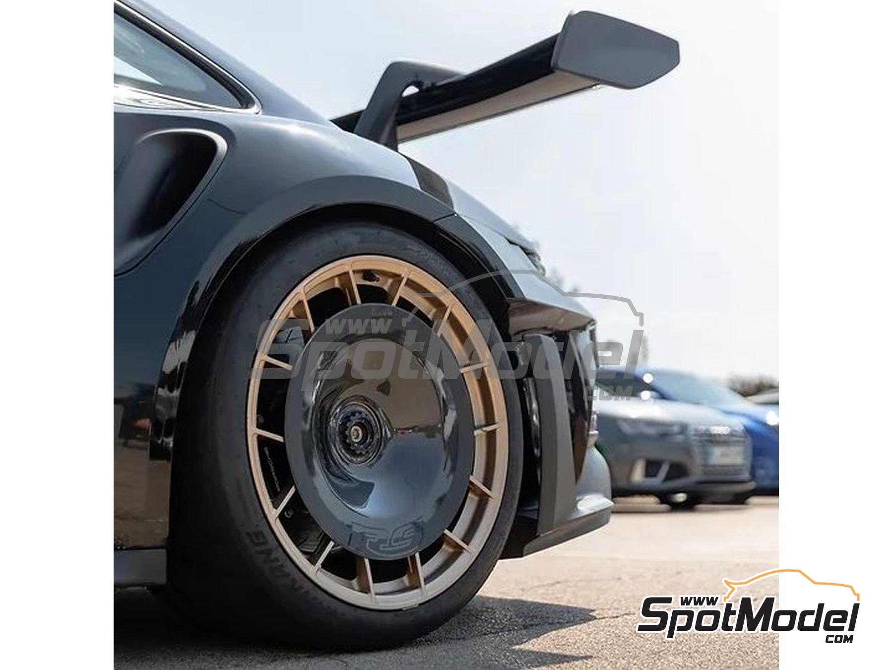Image 1: Aluminium forged rims 20"/21" with ventilators for Porsche 911 992.1 GT3 RS | Rims and tyres set in 1/24 scale manufactured by KMP Kool Models Production (ref.&nbsp;KMP-TK24263, also TK24263)