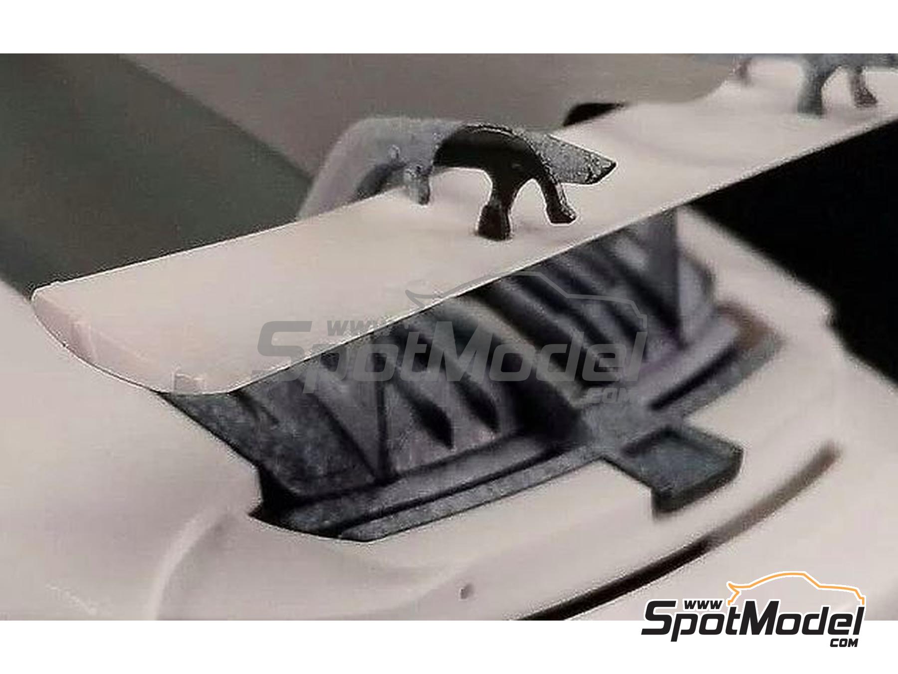 Image 2: Manthey Racing rear window aero fin for Porsche 911 992.1 GT3 RS | Wing set in 1/24 scale manufactured by KMP Kool Models Production (ref. KMP-TK24266, also TK24266)