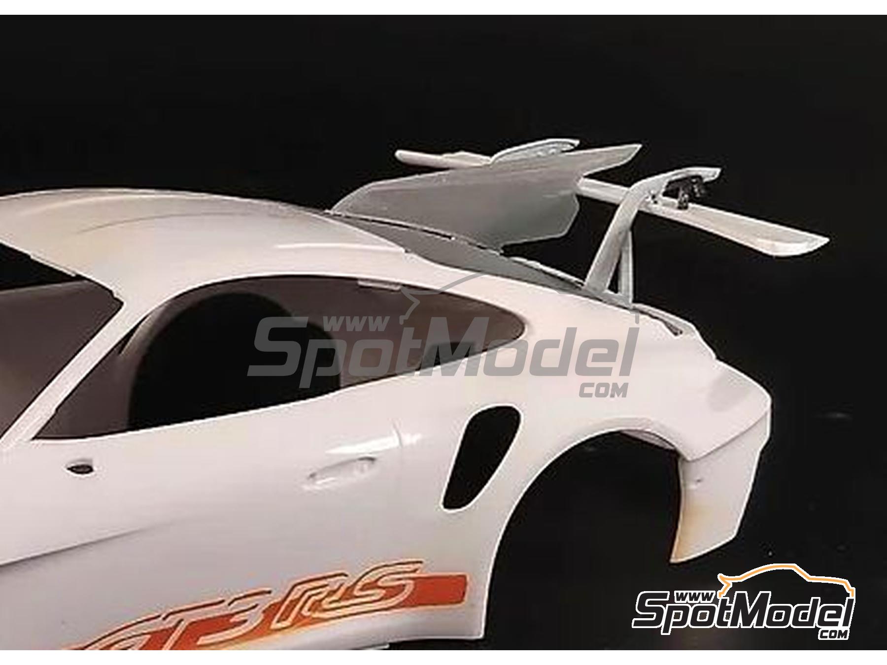 Image 3: Manthey Racing rear window aero fin for Porsche 911 992.1 GT3 RS | Wing set in 1/24 scale manufactured by KMP Kool Models Production (ref. KMP-TK24266, also TK24266)