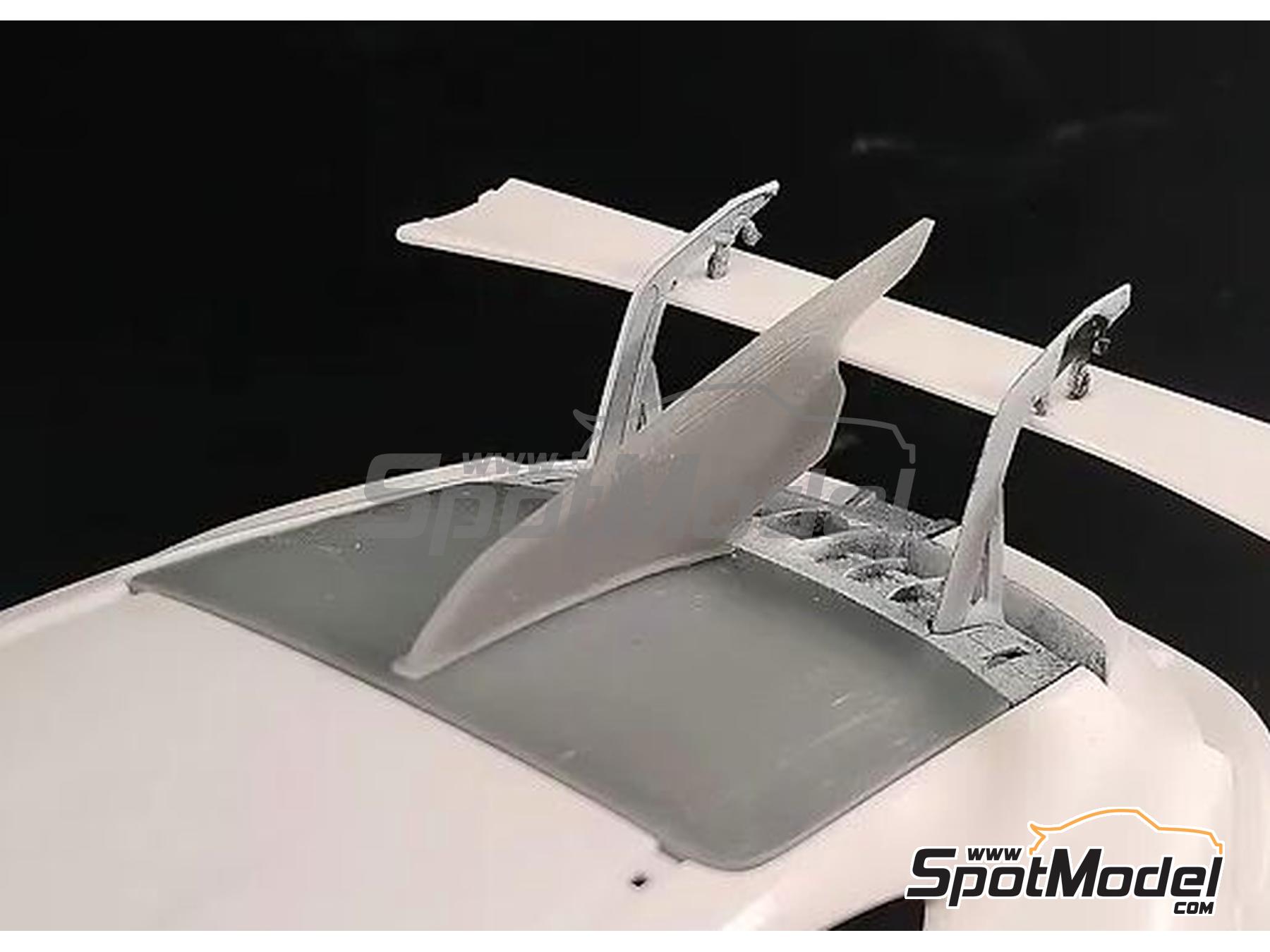 Image 5: Manthey Racing rear window aero fin for Porsche 911 992.1 GT3 RS | Wing set in 1/24 scale manufactured by KMP Kool Models Production (ref. KMP-TK24266, also TK24266)