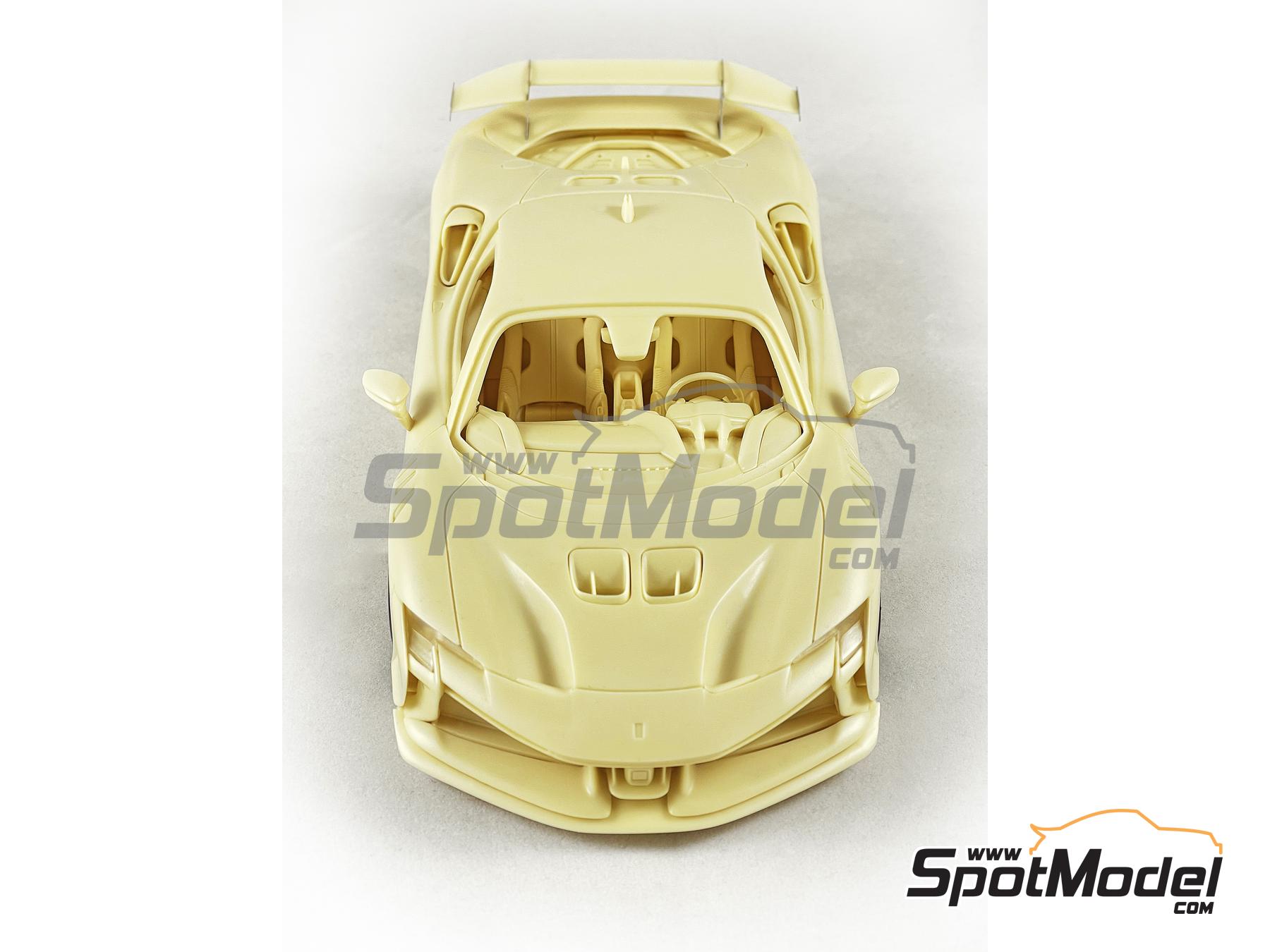 Image 7: Ferrari SF90XX Stradale | Car scale model kit in 1/24 scale manufactured by Kitbox PZY Model (ref.&nbsp;KB08-13, also PZY-012)