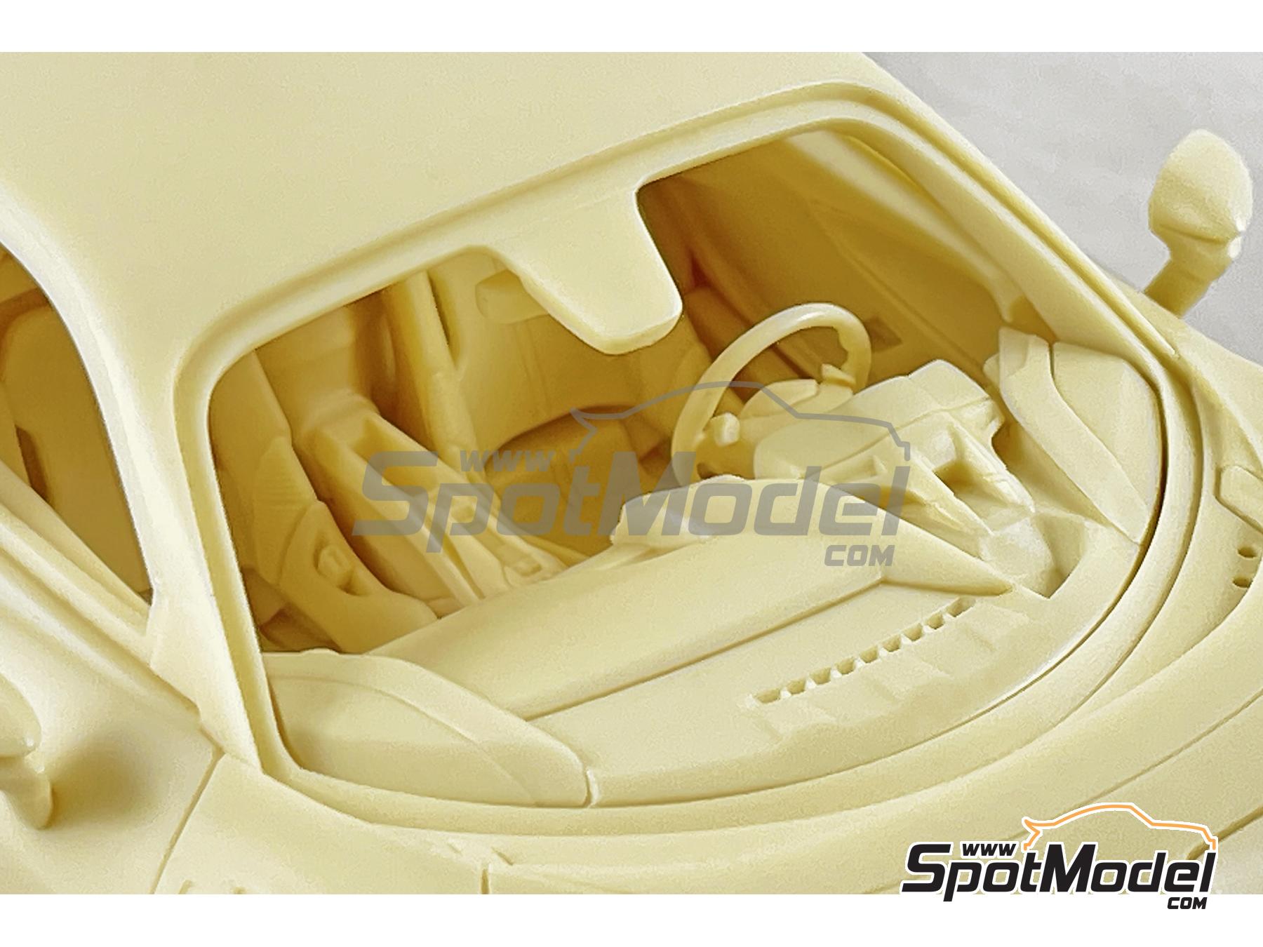Image 12: Ferrari SF90XX Stradale | Car scale model kit in 1/24 scale manufactured by Kitbox PZY Model (ref.&nbsp;KB08-13, also PZY-012)