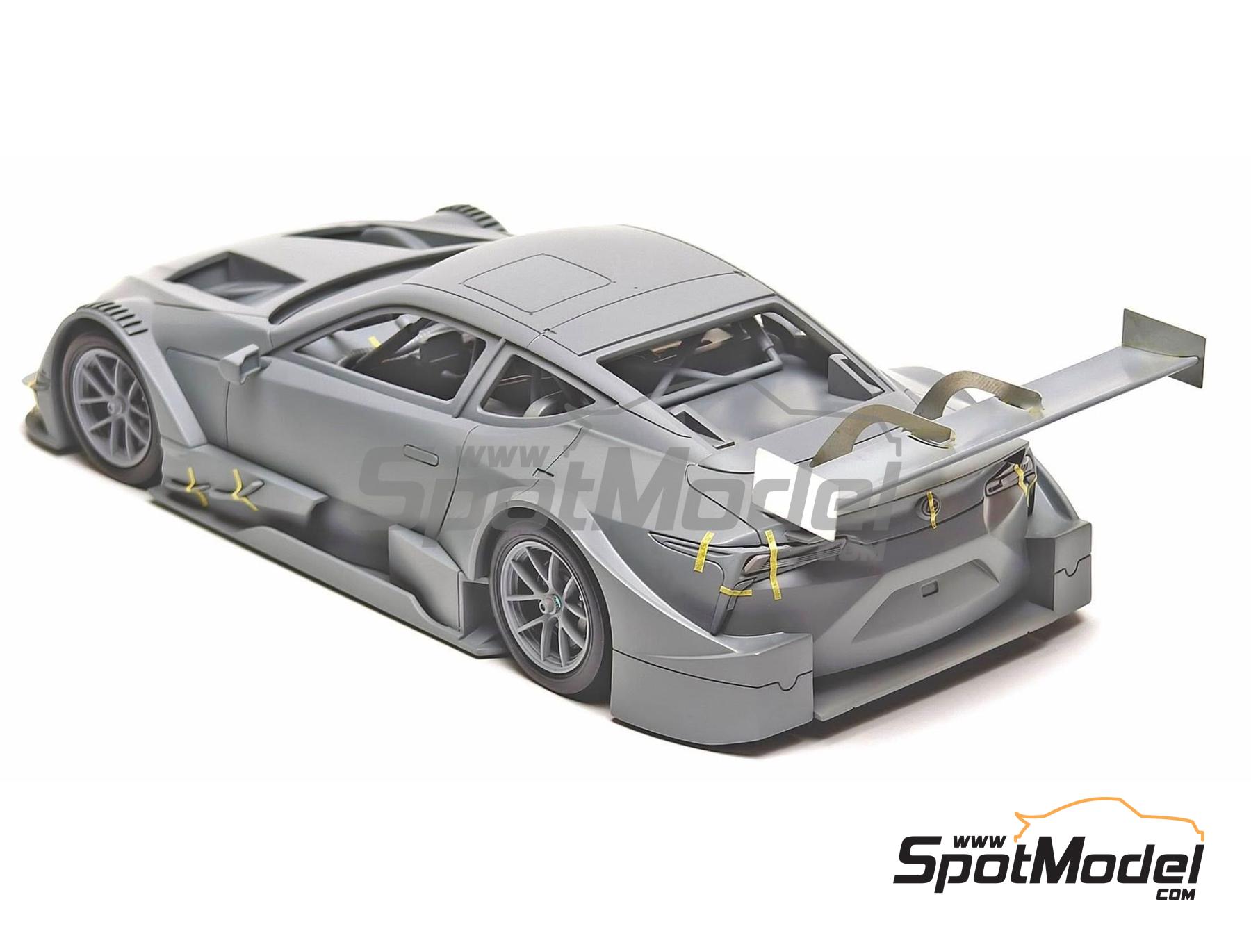 Image 1: Lexus LC500 GT500 - Japanese Grand Touring Car Championship (JGTC) | Car scale model kit in 1/24 scale manufactured by Kitbox PZY Model (ref.&nbsp;KB08-28, also PZY-025)