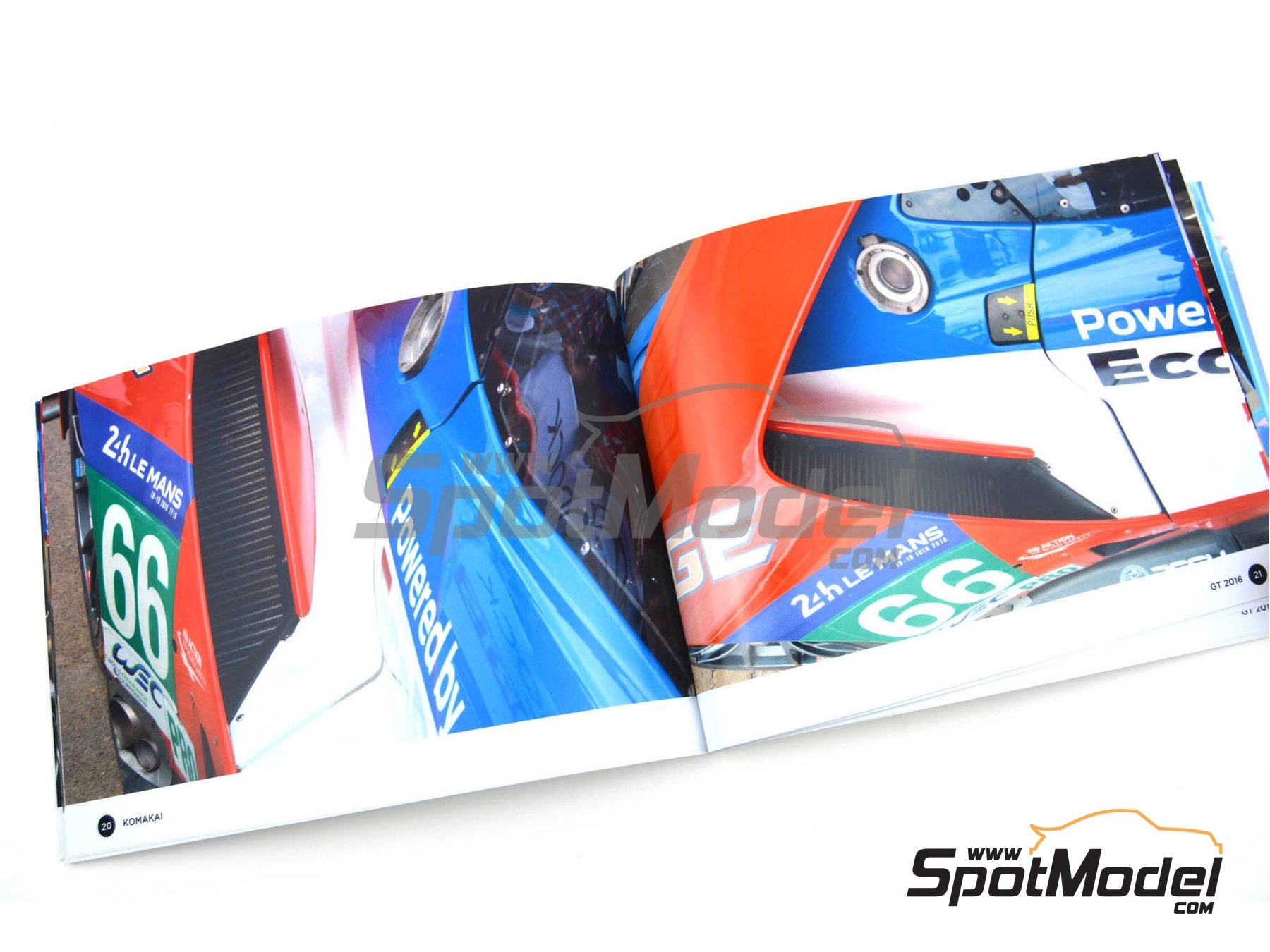 Image 3: Ford GT - 24 Hours Le Mans 2016 | Reference / walkaround book manufactured by Komakai (ref.&nbsp;KOM-FG008)