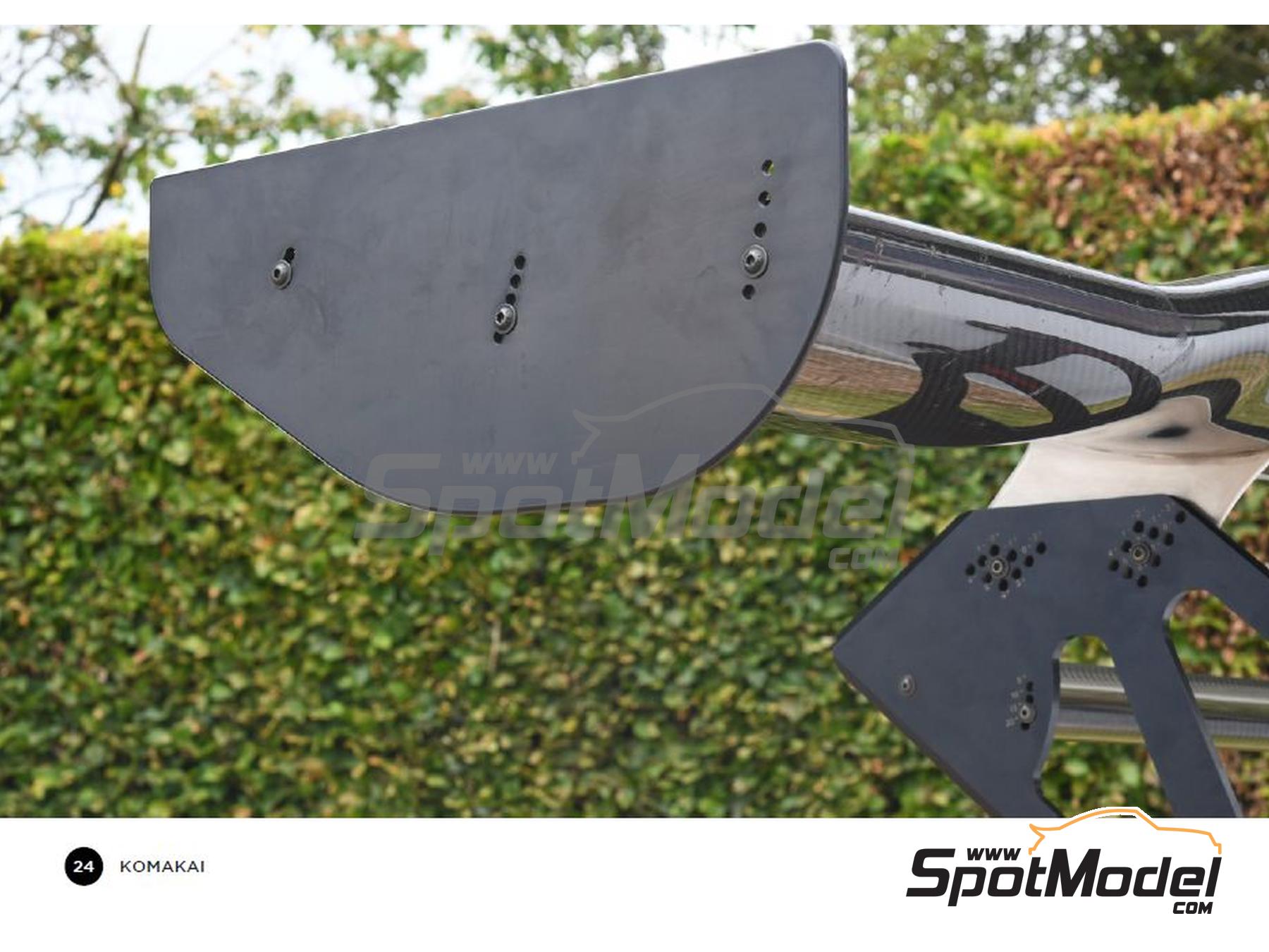 Image 3: BMW Z4 GT3 | Libro de referencia fabricado por Komakai (ref.&nbsp;KOM-FG031)