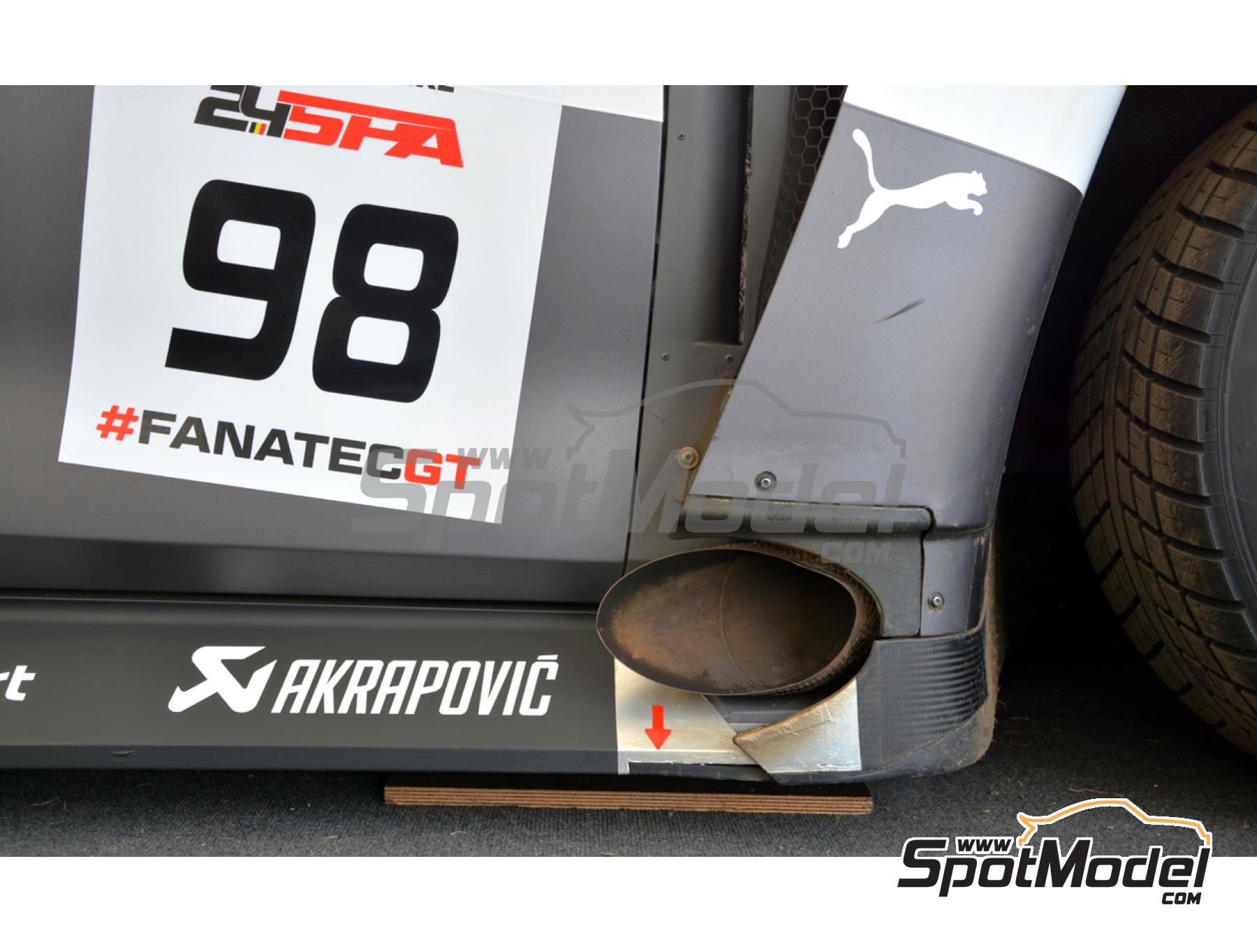 Image 3: BMW M4 GT3 | Libro de referencia fabricado por Komakai (ref. KOM-FG035)