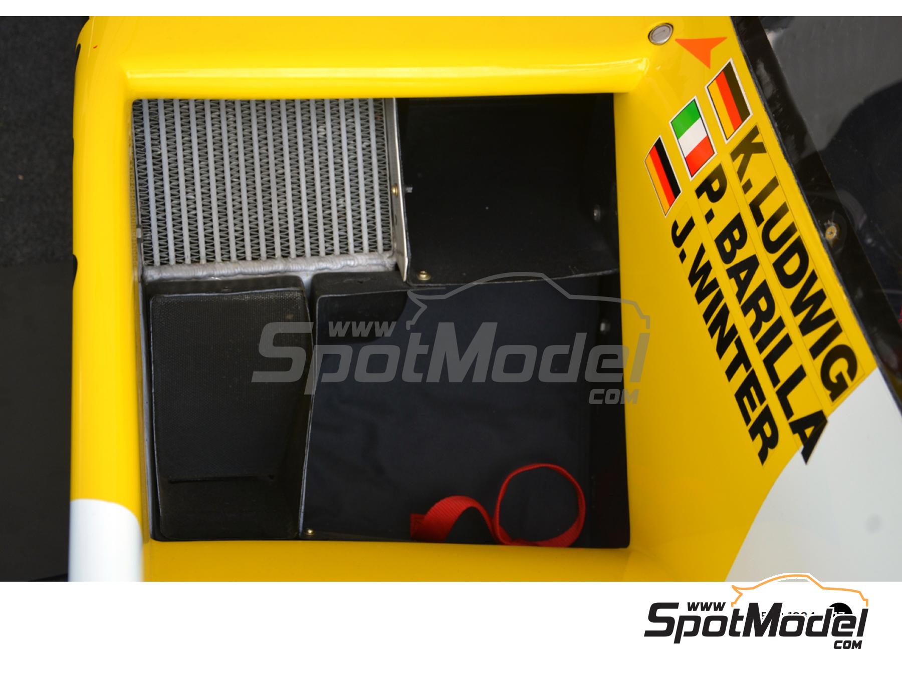 Image 2: Porsche 956B -  1984 | Libro de referencia fabricado por Komakai (ref. KOM-FG038)