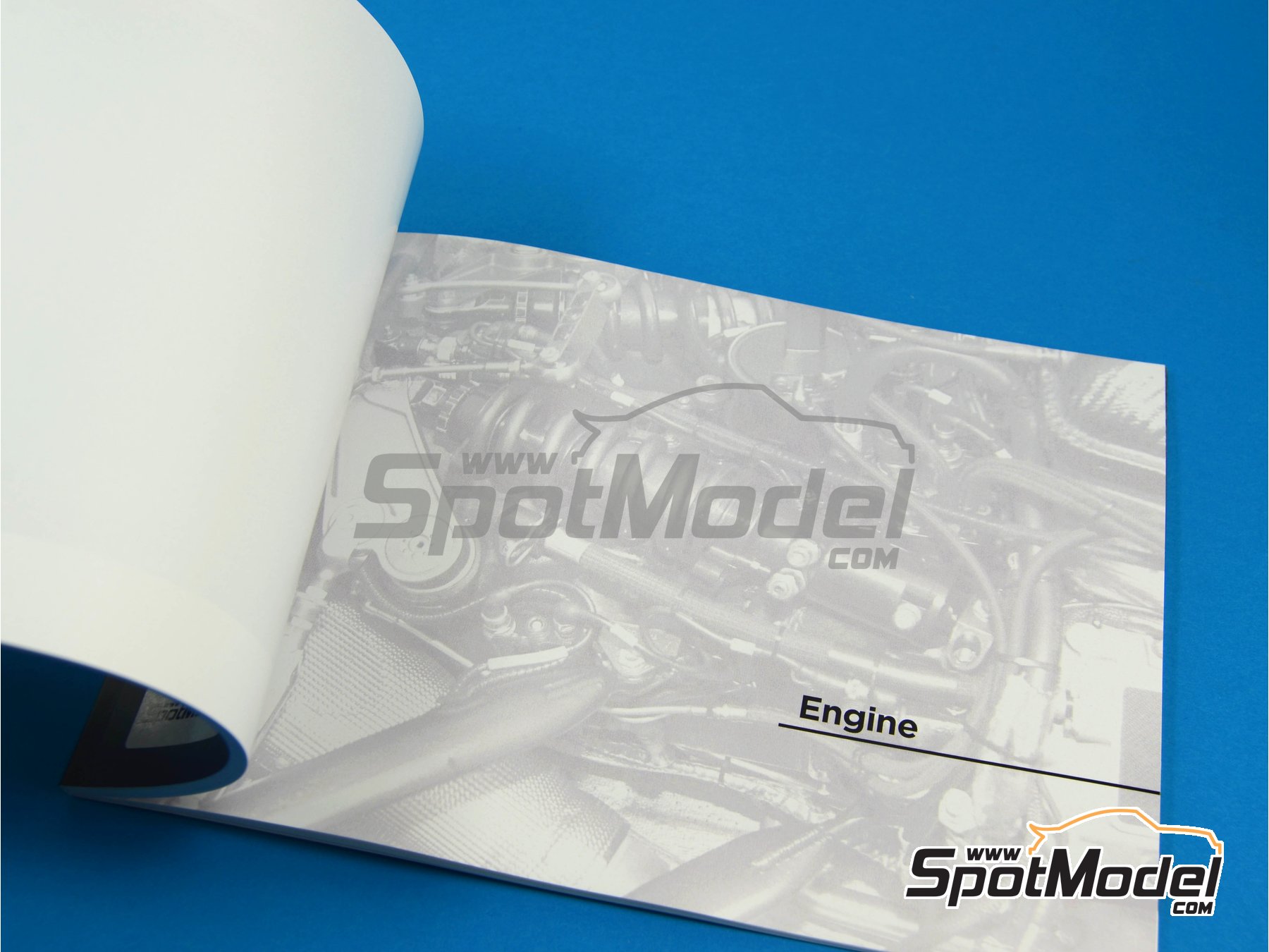 Image 10: McLaren Mercedes MP4/13 | Reference / walkaround book manufactured by Komakai (ref. KOM-UDG001)