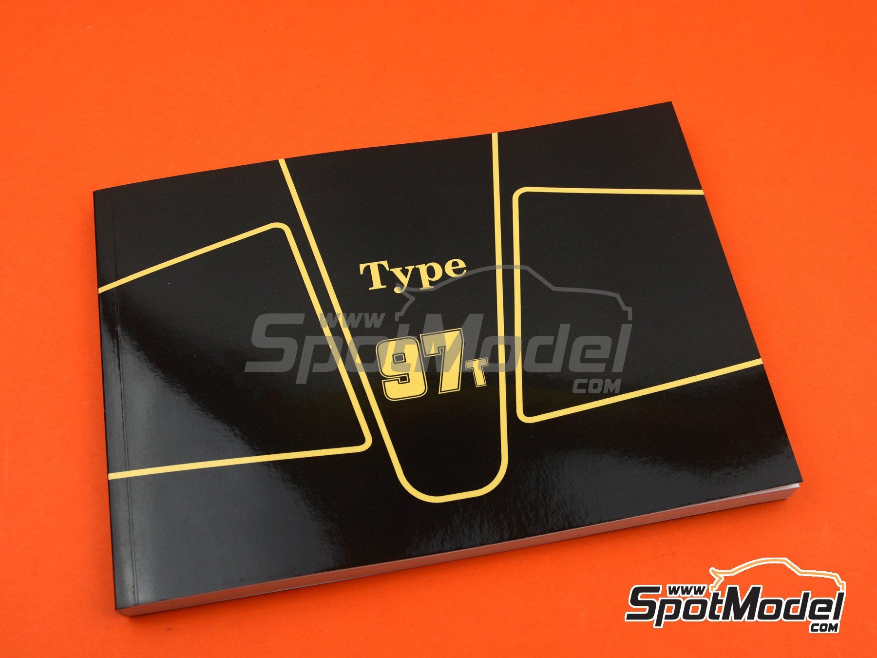Image 4: Lotus Renault Type 97T | Libro de referencia fabricado por Komakai (ref.&nbsp;KOM-UDG018)
