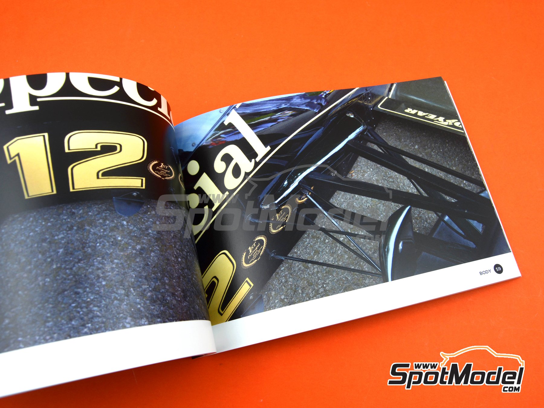 Image 8: Lotus Renault Type 97T | Libro de referencia fabricado por Komakai (ref.&nbsp;KOM-UDG018)