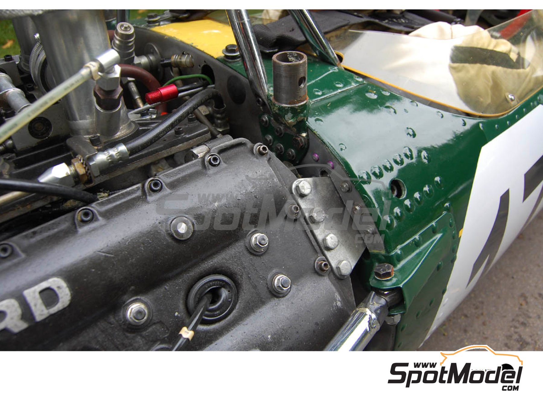 Image 3: Lotus Ford Type 49 | Reference / walkaround book manufactured by Komakai (ref.&nbsp;KOM-UDG019)