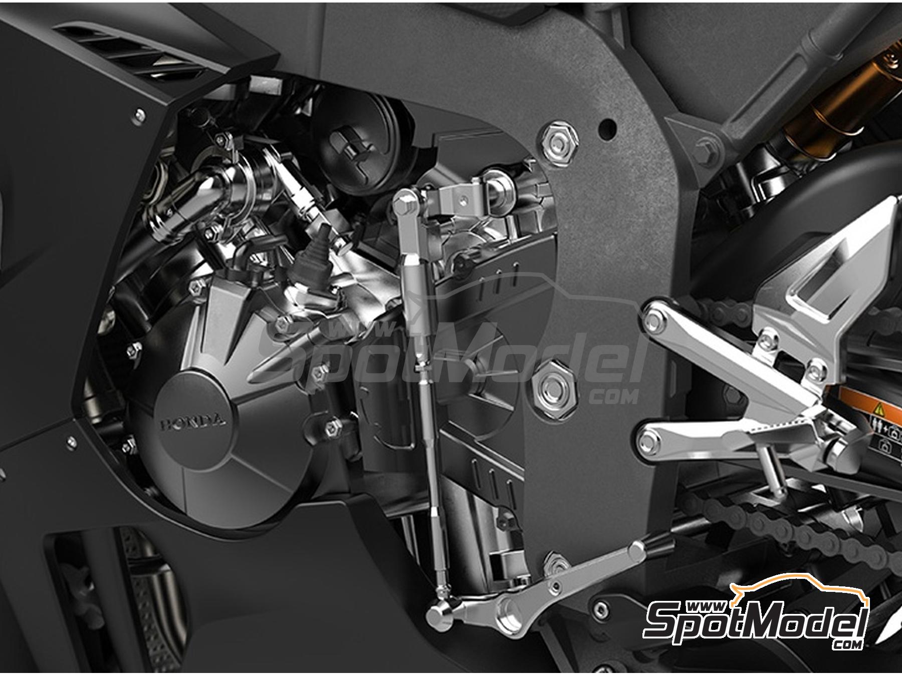 Image 3: Honda CBR1000RR-R Fireblade SP - Black pre-painted version | Motorbike scale model kit in 1/9 scale manufactured by Magic Factory (ref.&nbsp;MAGIC-1405, also 6974715831072 and 1405)