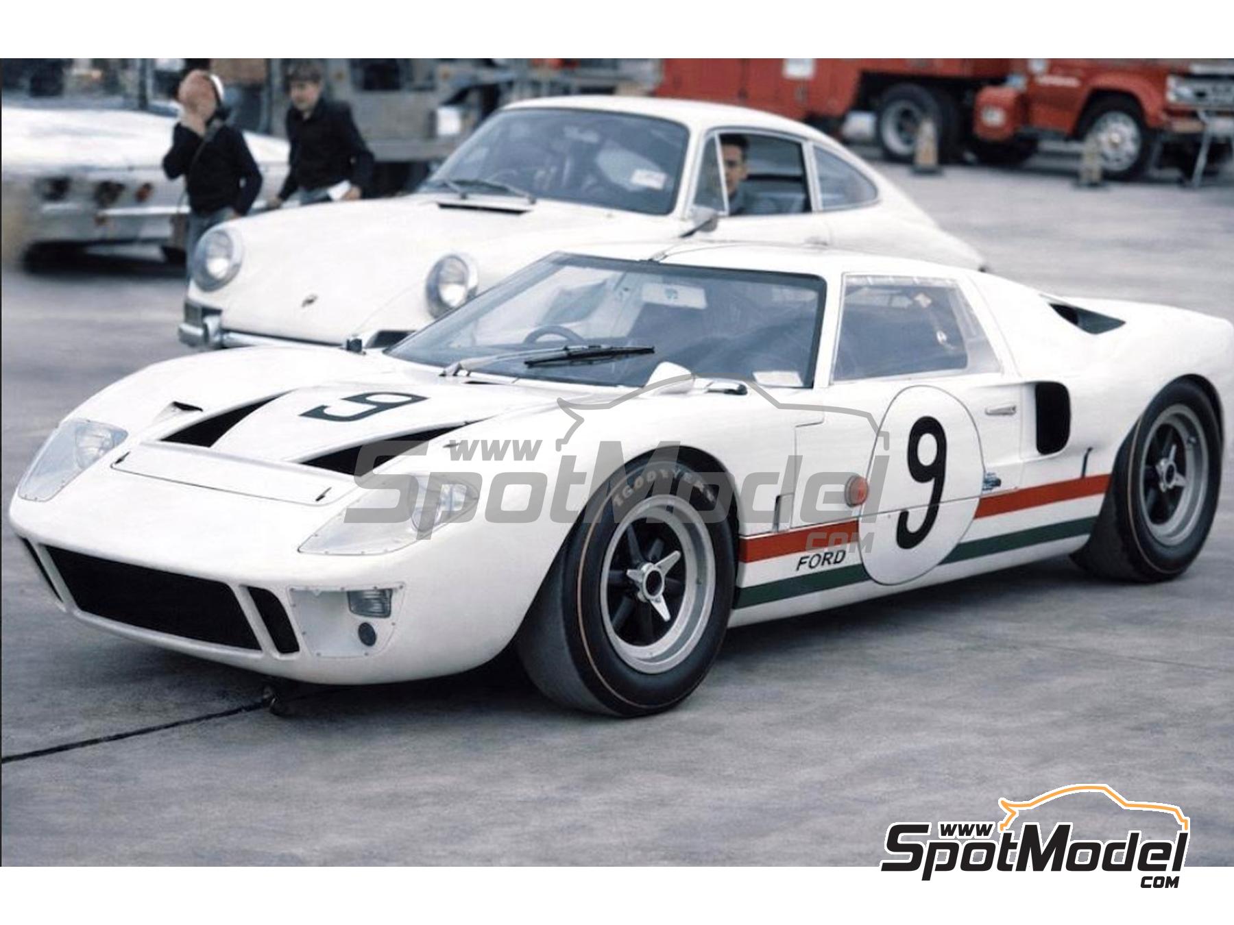Image 1: Ford GT40 Brescia Racing Corse, Essex Wire Team - 12 Hours Sebring, 24 Hours of Daytona, Riverside 200 Miles 1965, 1966 and 1967 | Car scale model kit in 1/43 scale manufactured by Marsh Models (ref.&nbsp;MM360)