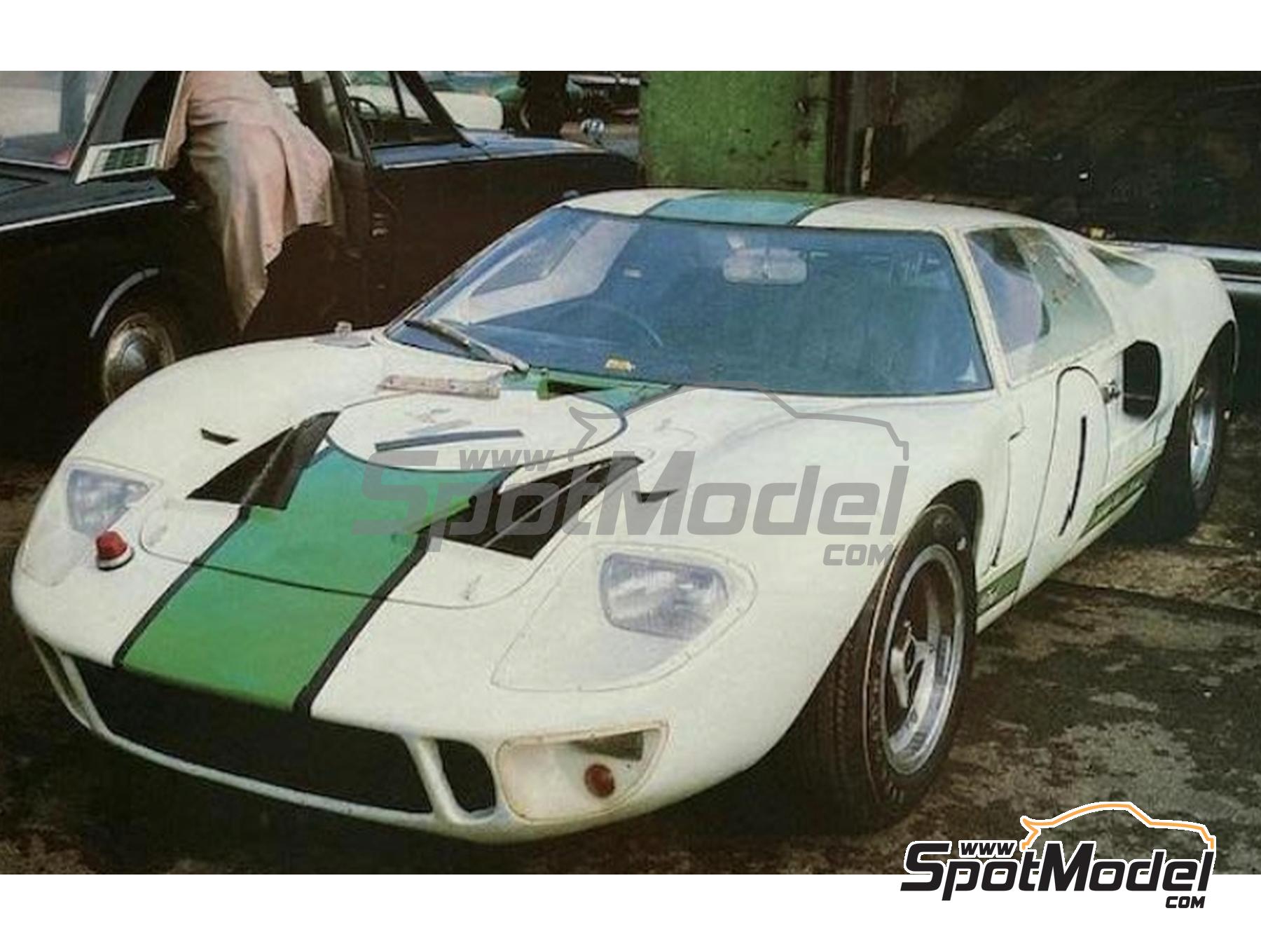 Image 1: Ford GT40 Sid Taylor Racing,  Scuderia Bear Team - 12 Hours Sebring, Silverstone Wills Trophy 1966 and 1967 | Car scale model kit in 1/43 scale manufactured by Marsh Models (ref.&nbsp;MM361)