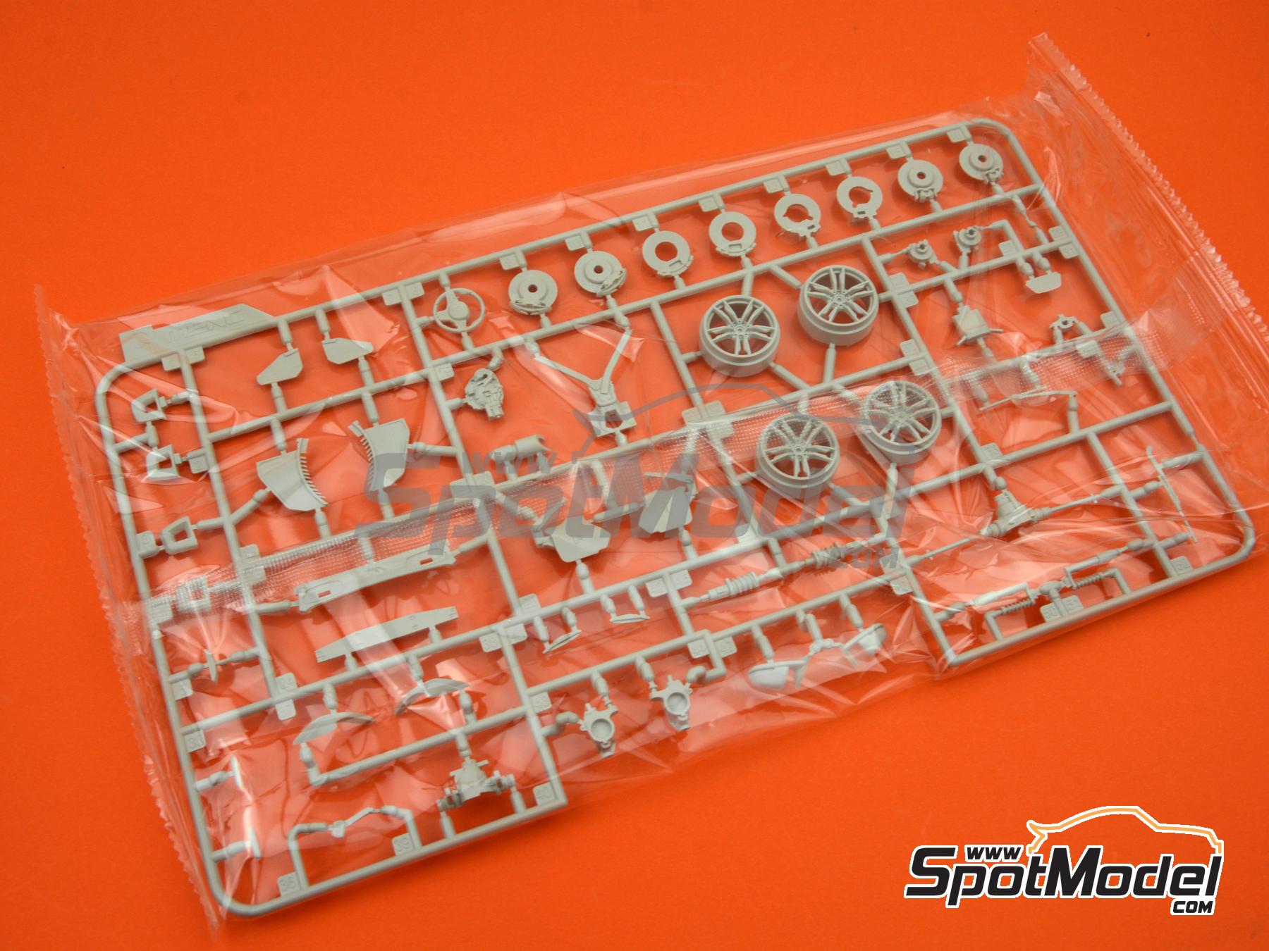 Image 13: BMW Z4 M40i | Car scale model kit in 1/24 scale manufactured by Meng Model (ref. CS-005, also 4897038553464)