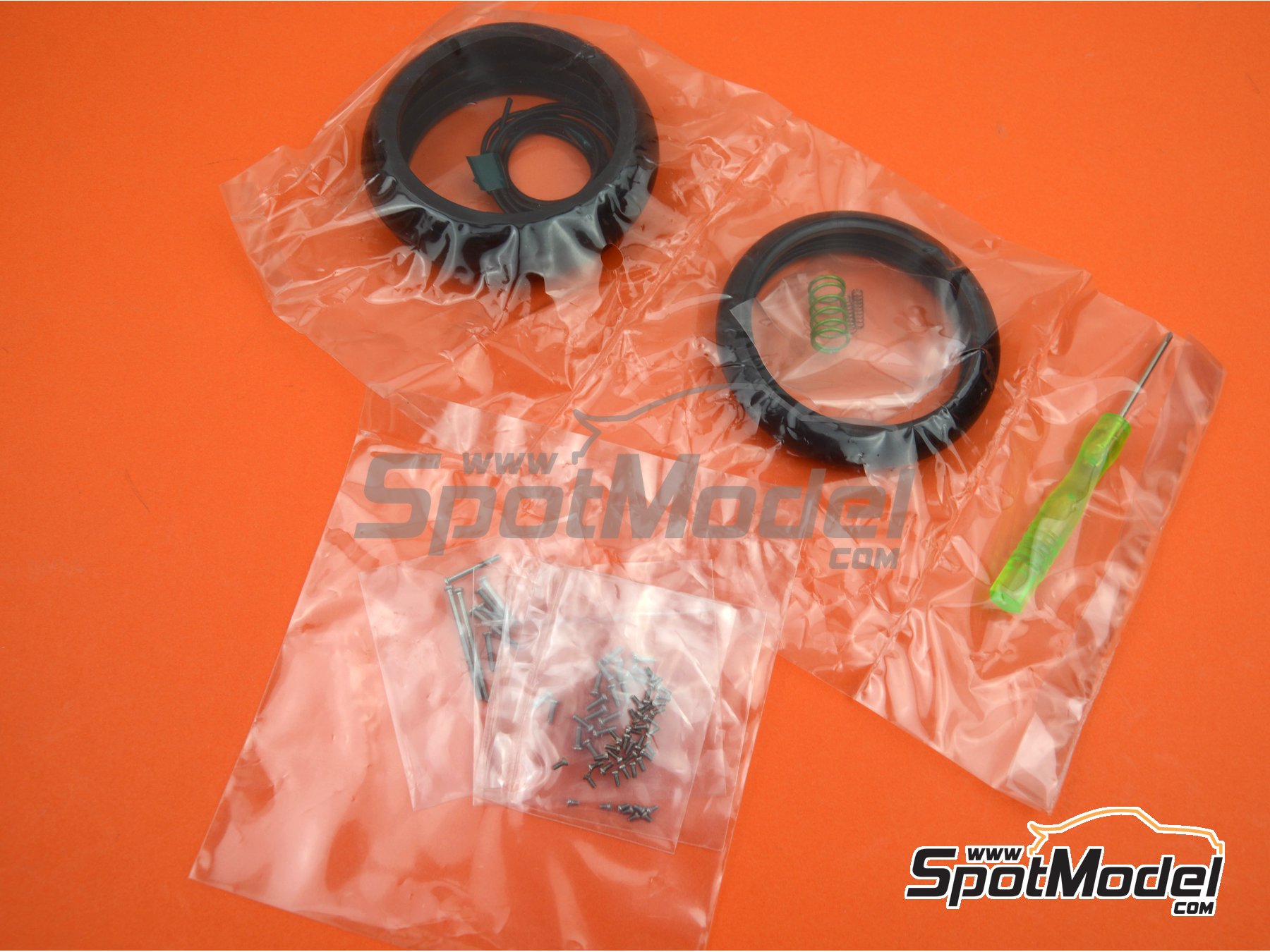 Image 25: Kawasaki Ninja H2R | Motorbike scale model kit in 1/9 scale manufactured by Meng Model (ref. MT-001, also 4897038552221)