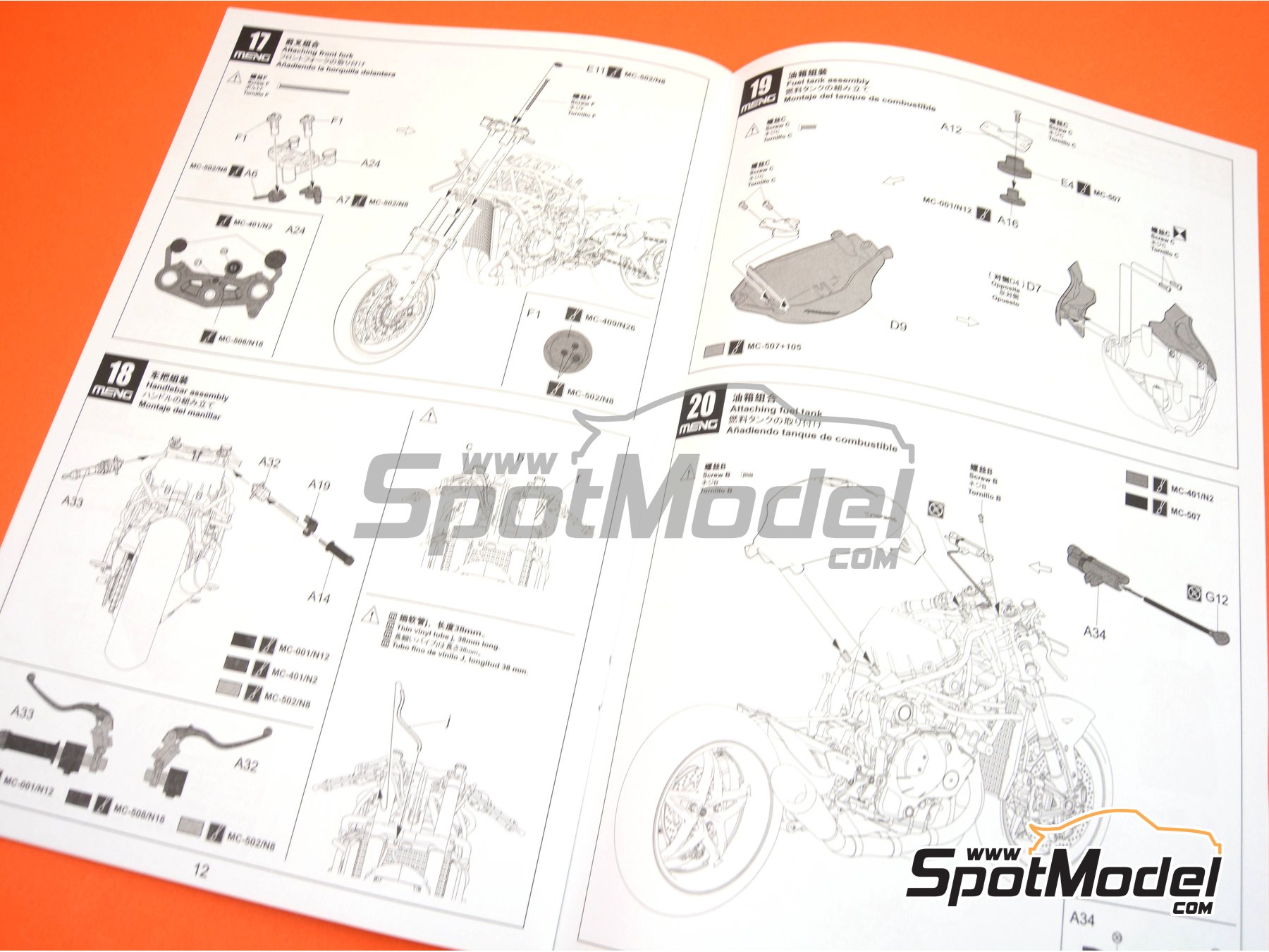 Image 29: Kawasaki Ninja H2R | Motorbike scale model kit in 1/9 scale manufactured by Meng Model (ref. MT-001, also 4897038552221)