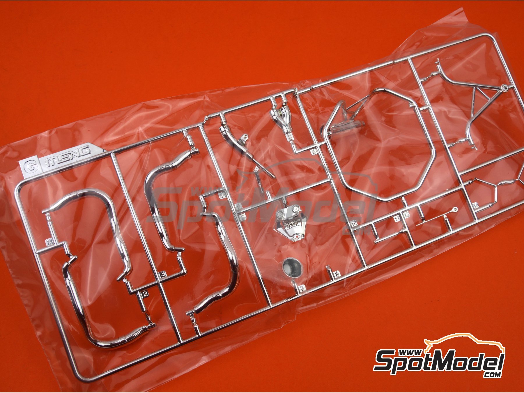 Image 6: Kawasaki Ninja H2R pre-painted version | Motorbike scale model kit in 1/9 scale manufactured by Meng Model (ref.&nbsp;MT-001s, also 4897038552238)