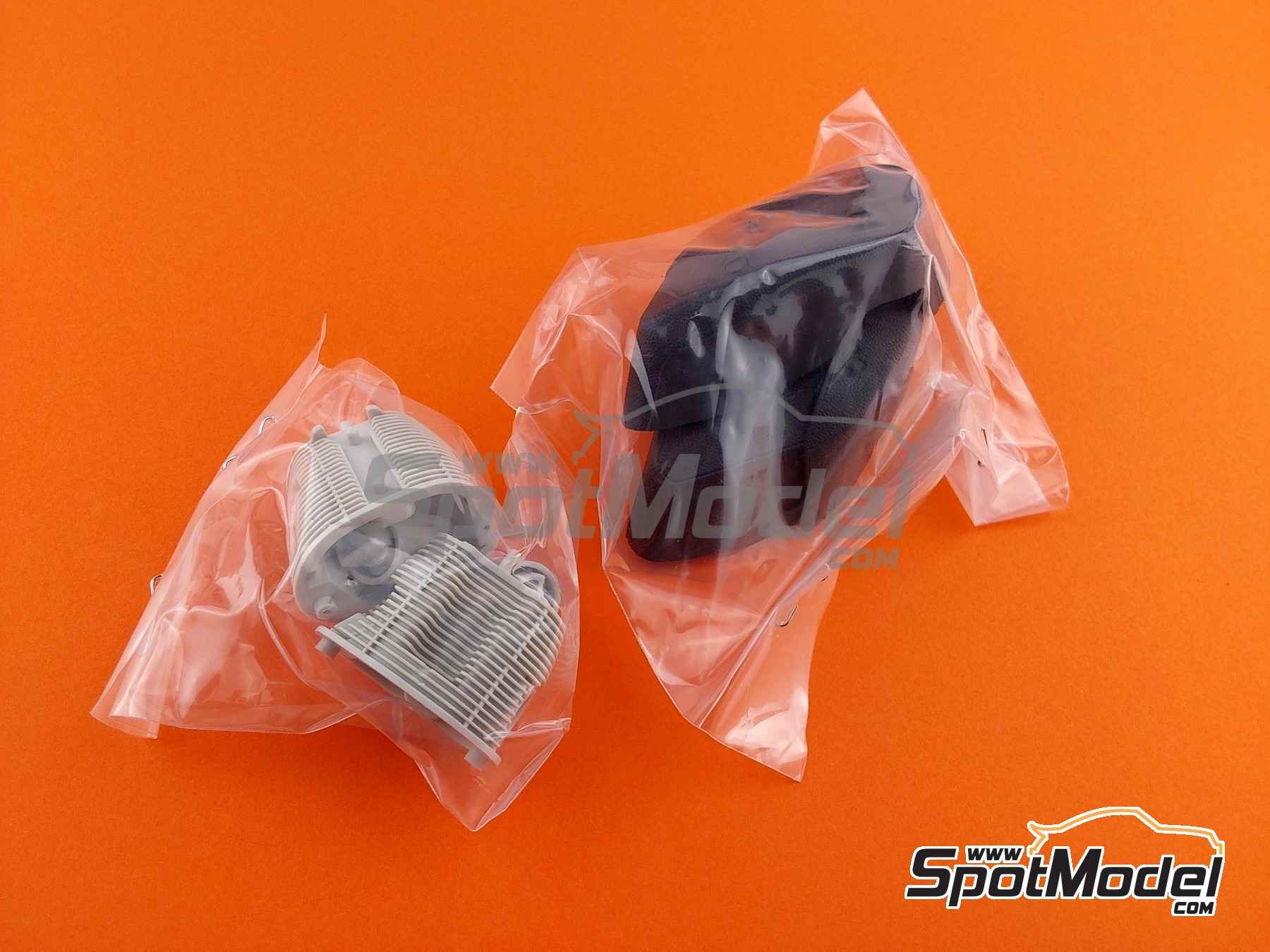 Image 25: BMW R18 Classic | Maqueta de moto en escala&nbsp;1/9 fabricado por Meng Model (ref.&nbsp;MT-006, tambien 4897038554140)