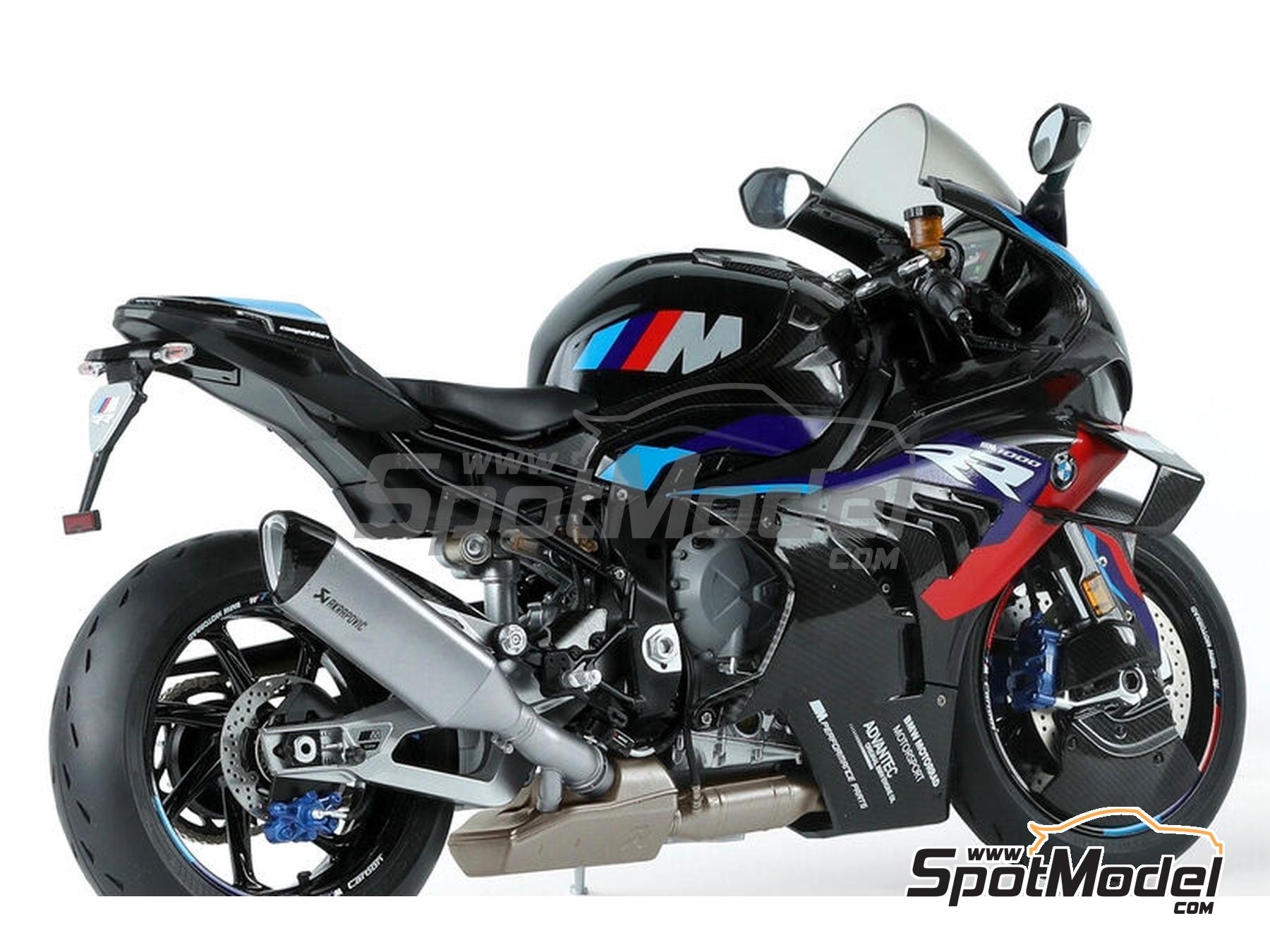 Image 3: BMW M 1000 RR (pre-painted) | Motorbike scale model kit in 1/9 scale manufactured by Meng Model (ref.&nbsp;MT-009s, also 4897038554584)
