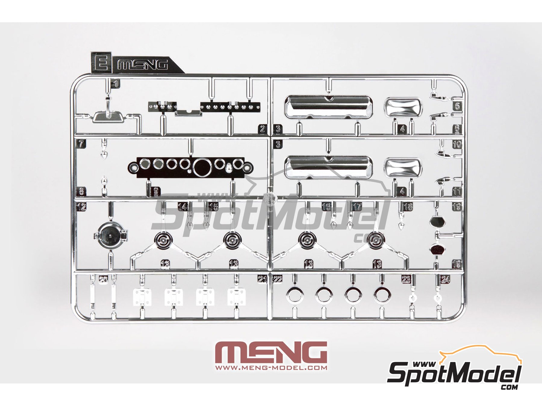 Image 11: Ford GT40 Mk II Shelby American Team - 24 Hours Le Mans 1966 | Car scale model kit in 1/12 scale manufactured by Meng Model (ref. RS-002, also 4897038552948)