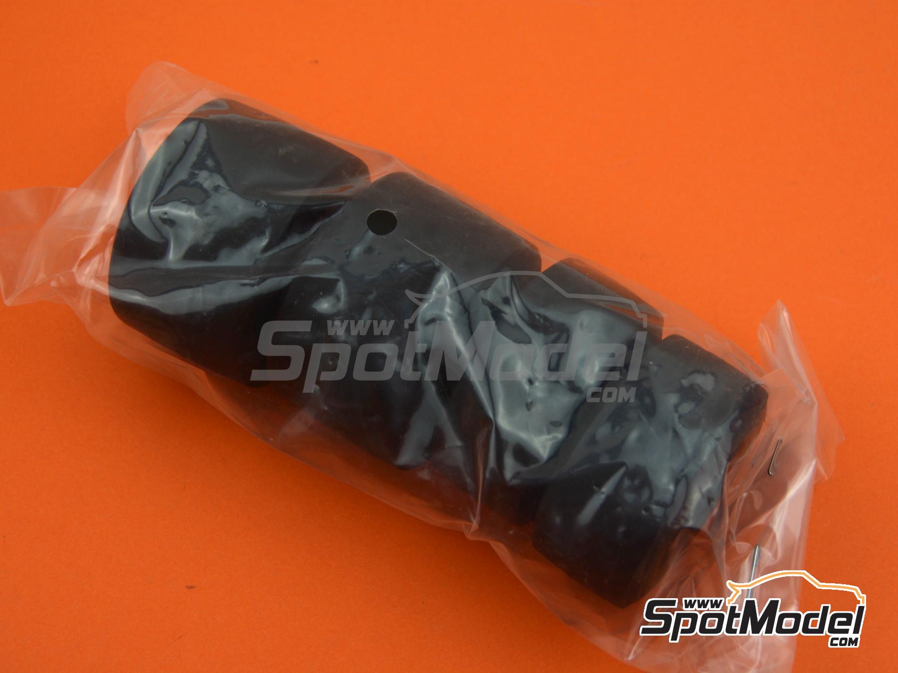 Image 19: McLaren Honda MP4/4 Equipo McLaren Racing Limited patrocinado por Marlboro - Campeonato del Mundo FIA de Formula 1 1988 | Maqueta de coche en escala&nbsp;1/12 fabricado por Meng Model (ref.&nbsp;RS-004, tambien 4897038553747)