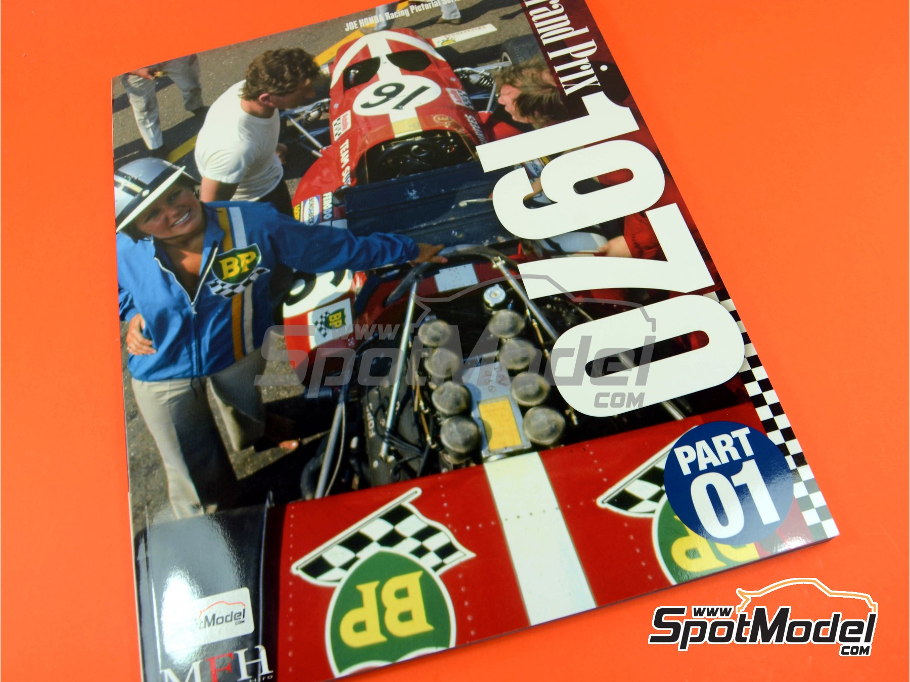 Image 1: Joe Honda Racing Pictorial Series: Grand Prix, part 1 -  1970 | Libro de referencia fabricado por Model Factory Hiro (ref. MFH-JH42, tambien 9784905248545 y RP42)