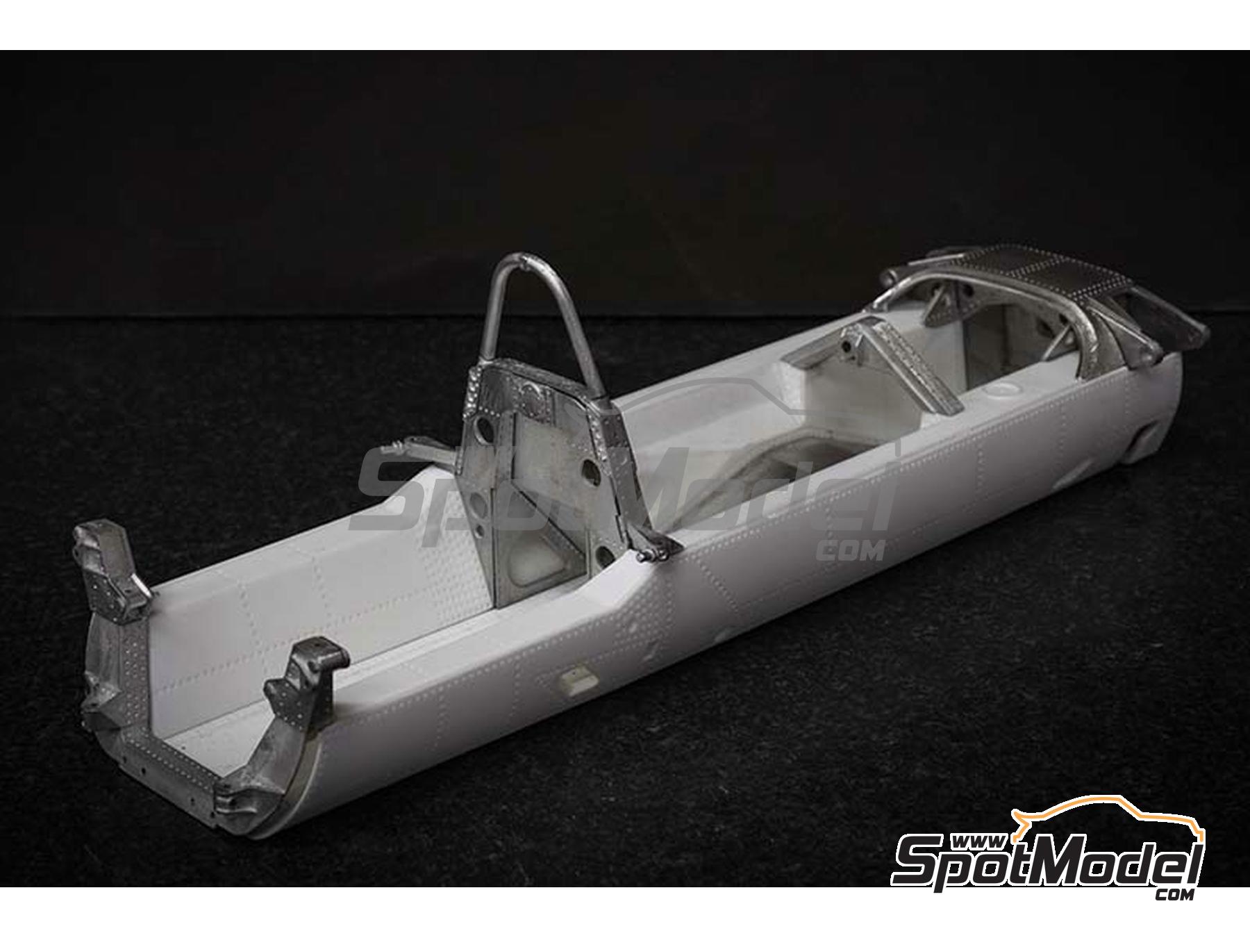 Image 18: Matra MS11 Matra Sports Team sponsored by Elf - Italian Formula 1 Grand Prix 1968 | Car scale model kit in 1/12 scale manufactured by Model Factory Hiro (ref. MFH-K846, also 4580011508468, K846 and K-846)