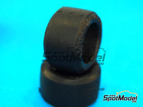 Image 2: 1970s F1 Slick tyre set | Tyre set in 1/20 scale manufactured by Model Factory Hiro (ref.&nbsp;MFH-P1046, also 4571102327556 and P1046)