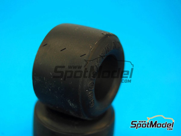 Image 4: 1970s F1 Slick tyre set | Tyre set in 1/20 scale manufactured by Model Factory Hiro (ref.&nbsp;MFH-P1046, also 4571102327556 and P1046)