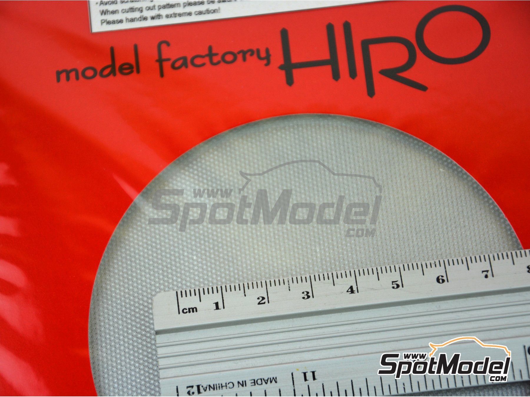 Image 3: Circular aluminium brushed - small pattern | Material manufactured by Model Factory Hiro (ref.&nbsp;MFH-P1090, also 4571102326948 and P1090)