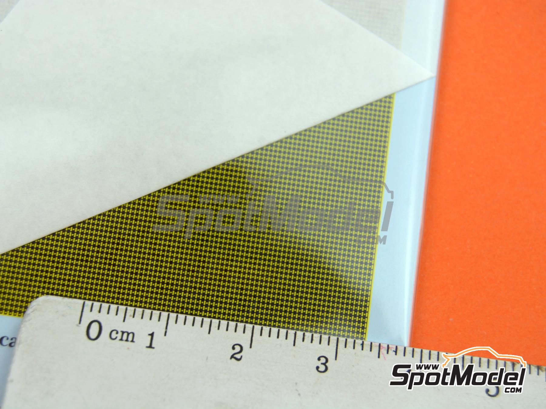 Image 10: Kevlar amarillo tipo 1 | Calca de trama de kevlar en escala&nbsp;1/24 fabricado por Model Factory Hiro (ref.&nbsp;MFH-P1092, tambien 4571102326849 y P1092)