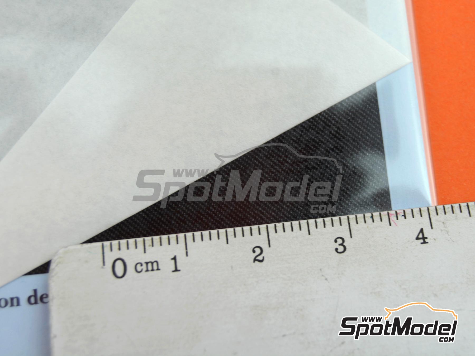 Image 5: Fibra de carbono plateada - Tipo 1 | Calca de trama de fibra de carbono en escala 1/24 fabricado por Model Factory Hiro (ref. MFH-P1094, tambien 4571102326825 y P1094)