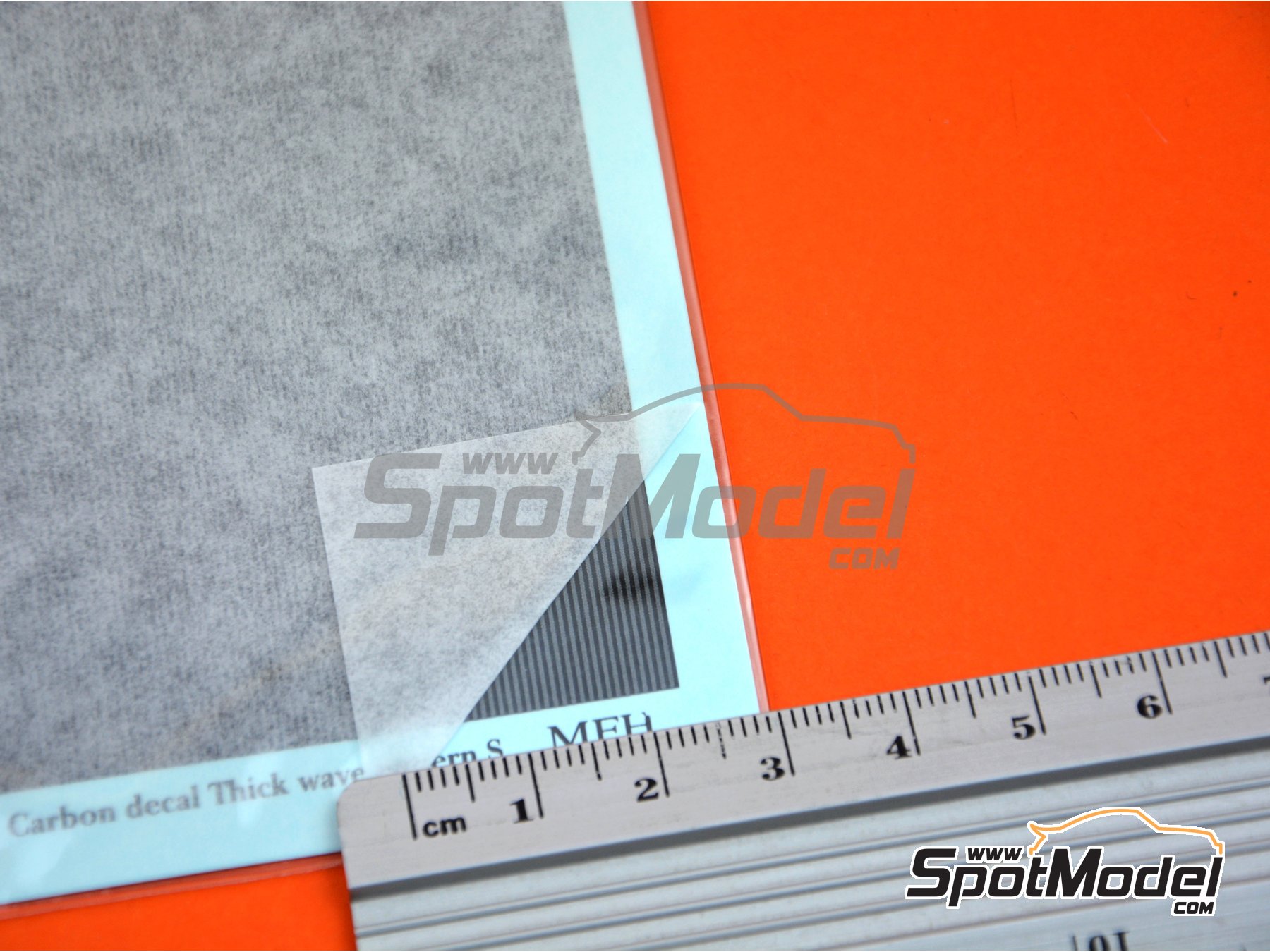 Image 4: Carbon Decal Thick Wave Pattern Type 1 Small | Carbon fiber decal in 1/24 scale manufactured by Model Factory Hiro (ref.&nbsp;MFH-P1138, also 4580011500011 and P1138)